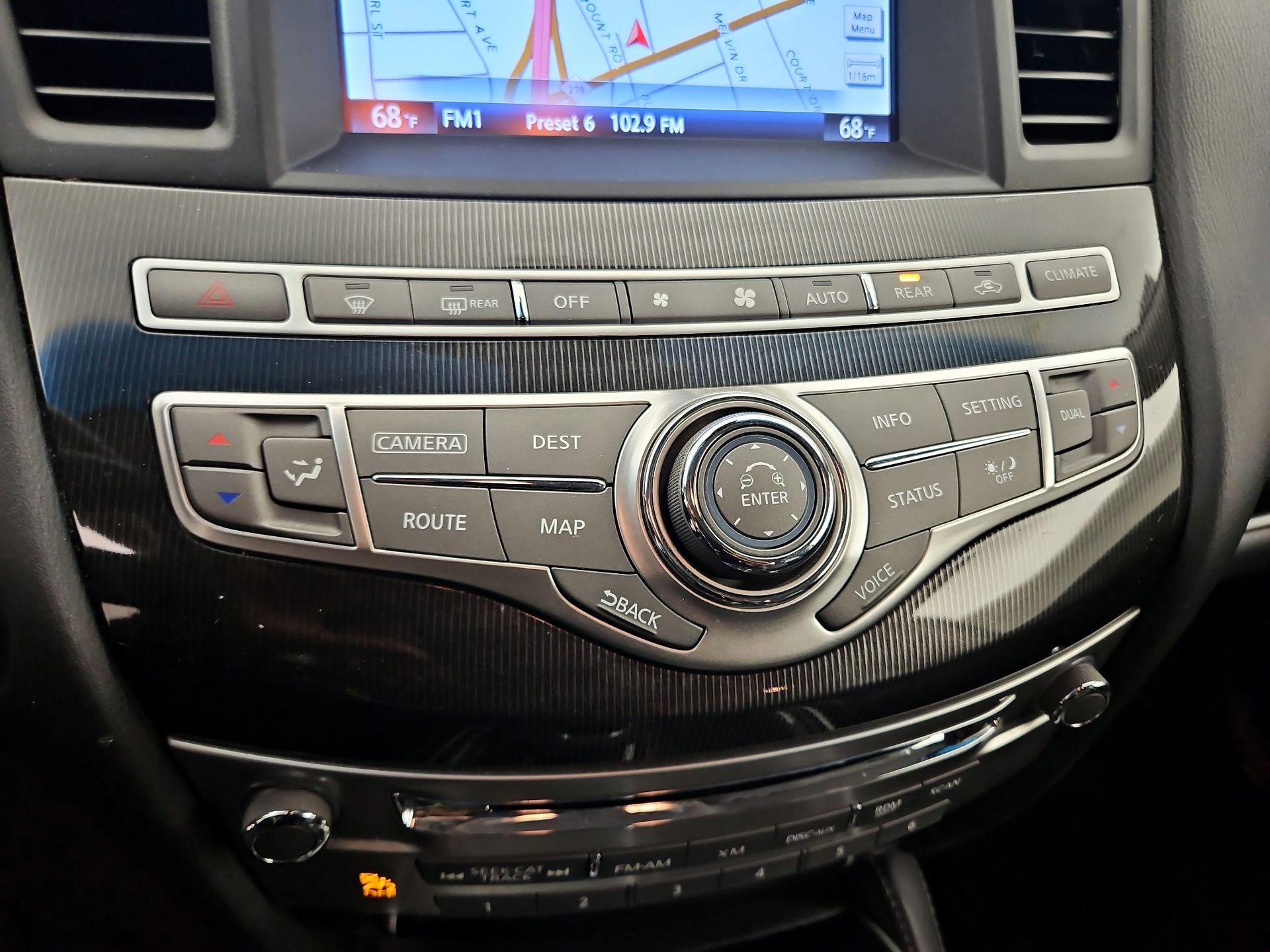 Thumbnail: 2016 INFINITI QX60 - 17