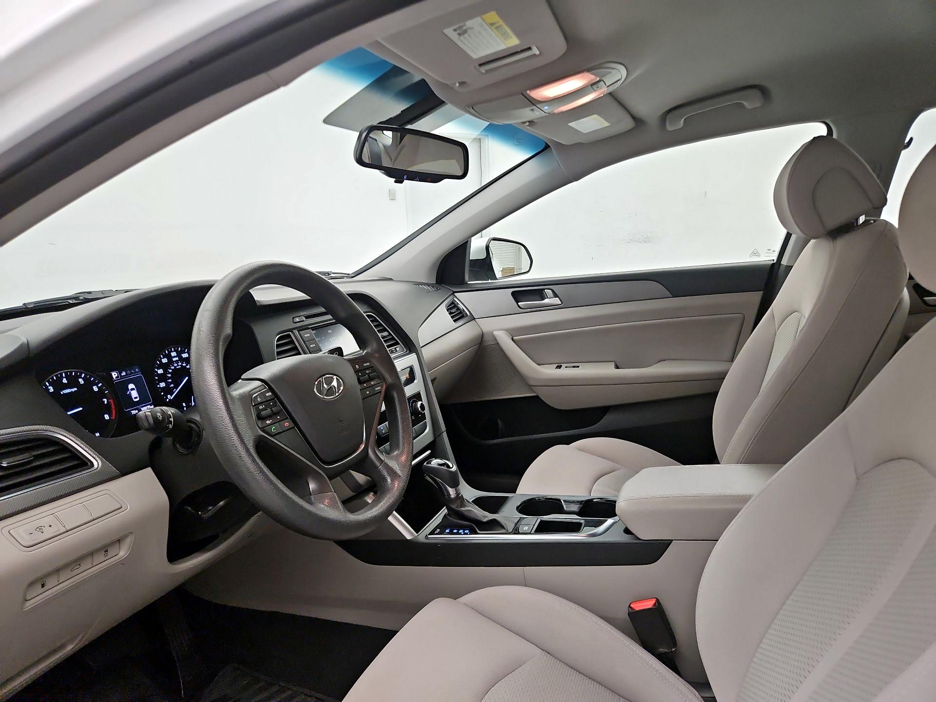 Thumbnail: 2015 Hyundai Sonata - 11