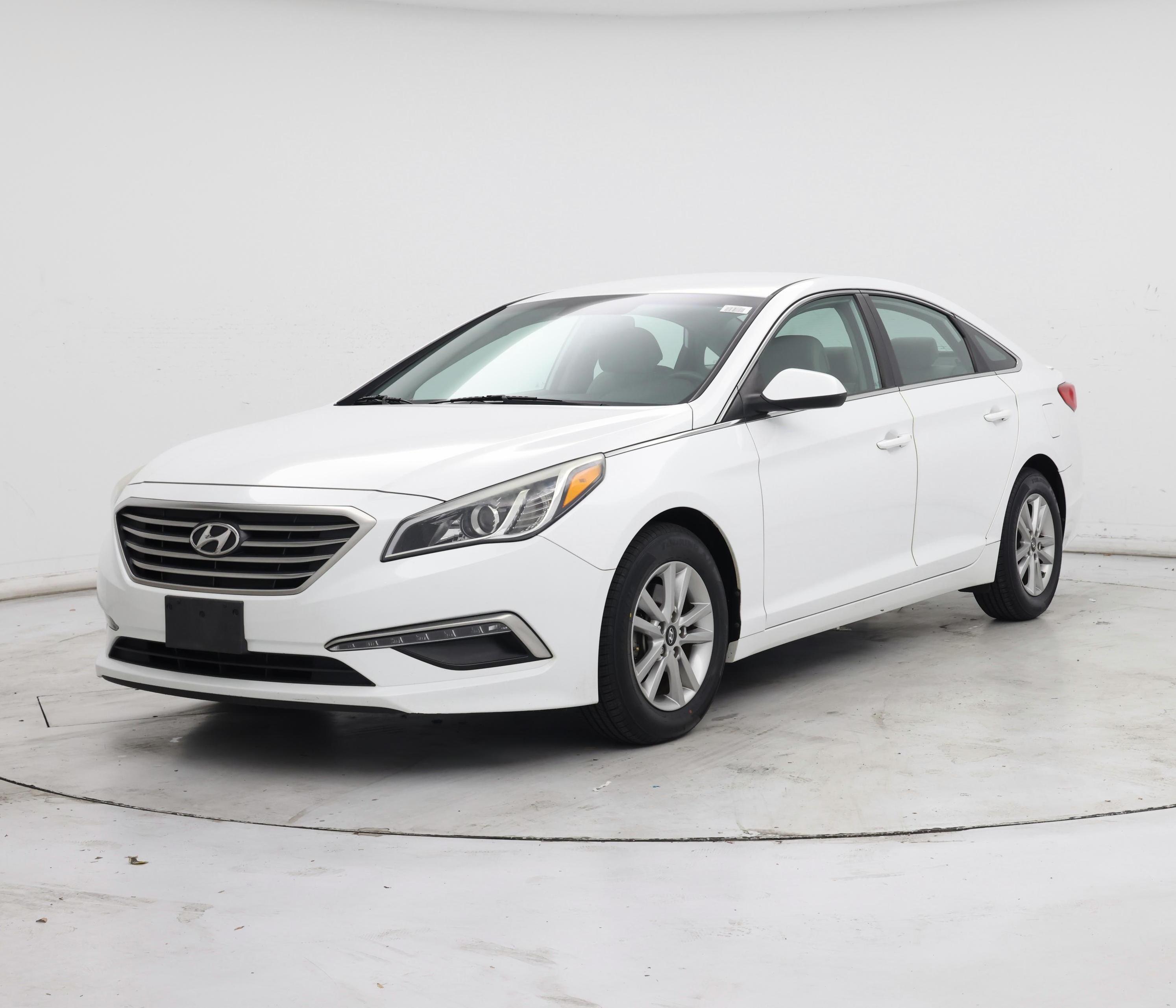 Thumbnail: 2015 Hyundai Sonata - 4