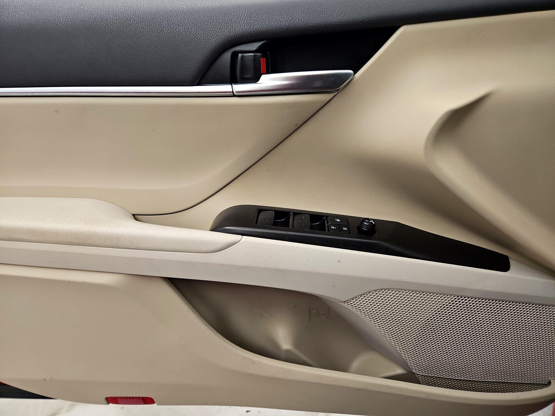 Thumbnail: 2024 Toyota Camry - 12