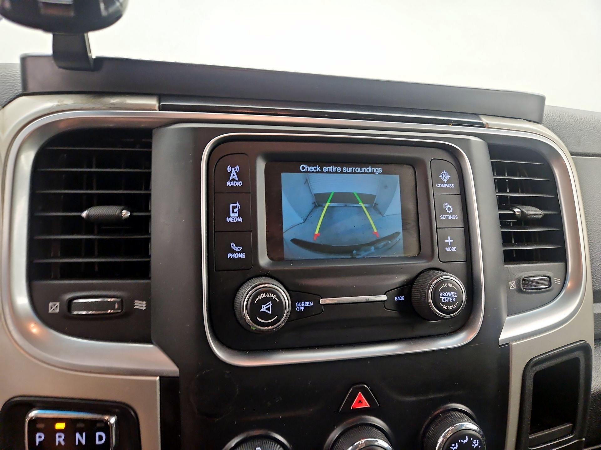 Thumbnail: 2019 RAM 1500 Classic - 14