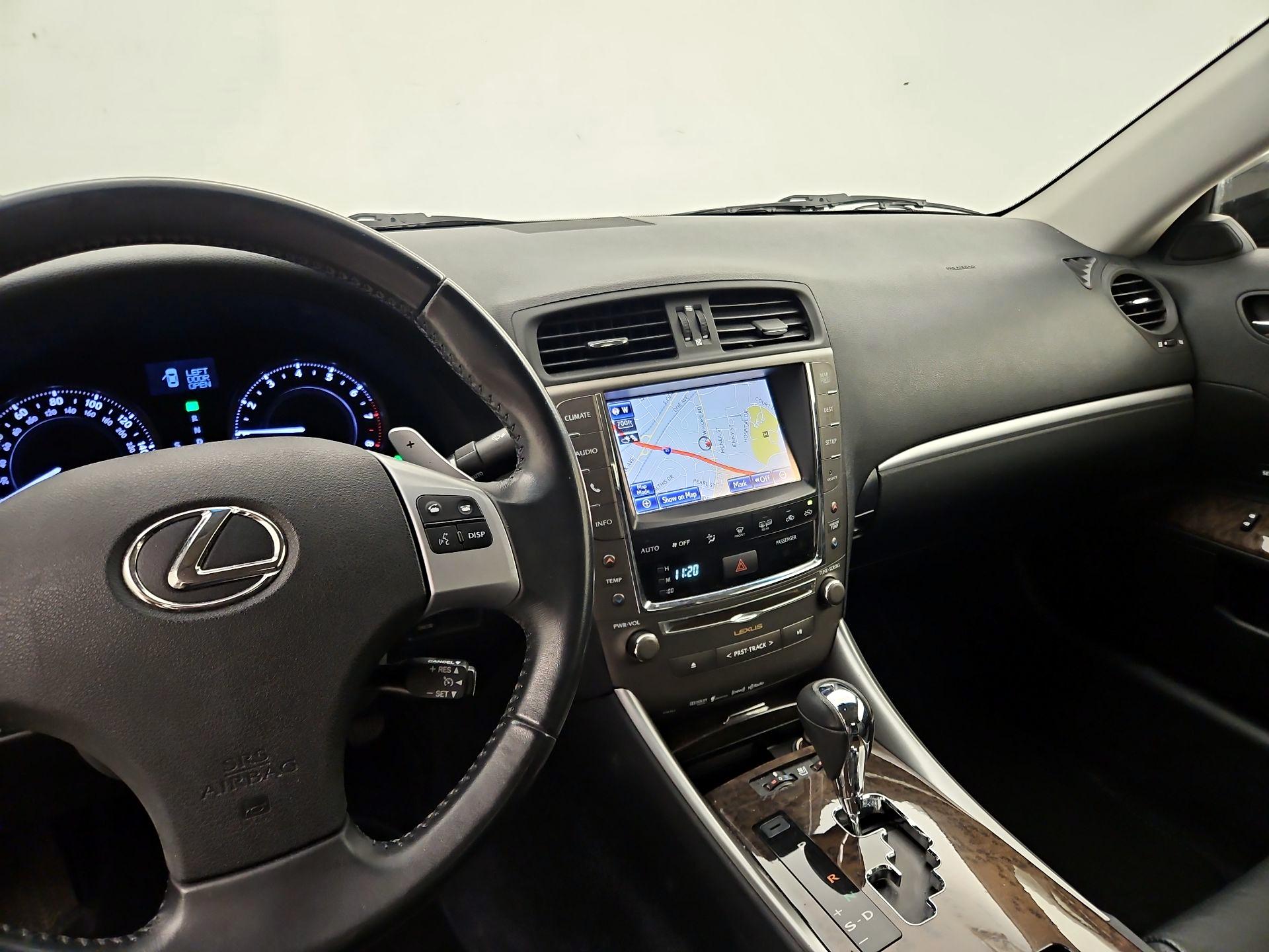 Thumbnail: 2014 Lexus IS - 9