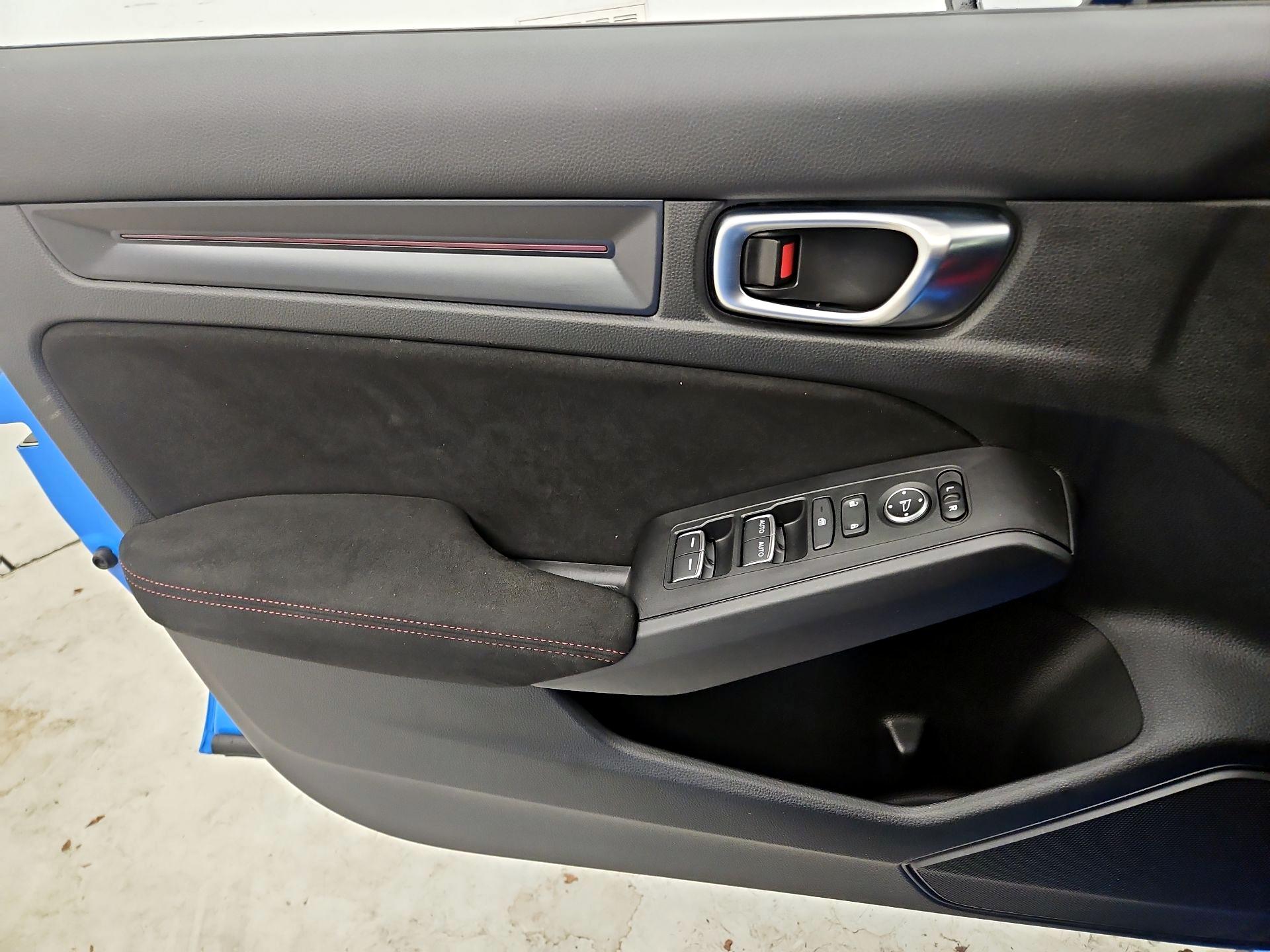 Thumbnail: 2024 Honda Civic - 12