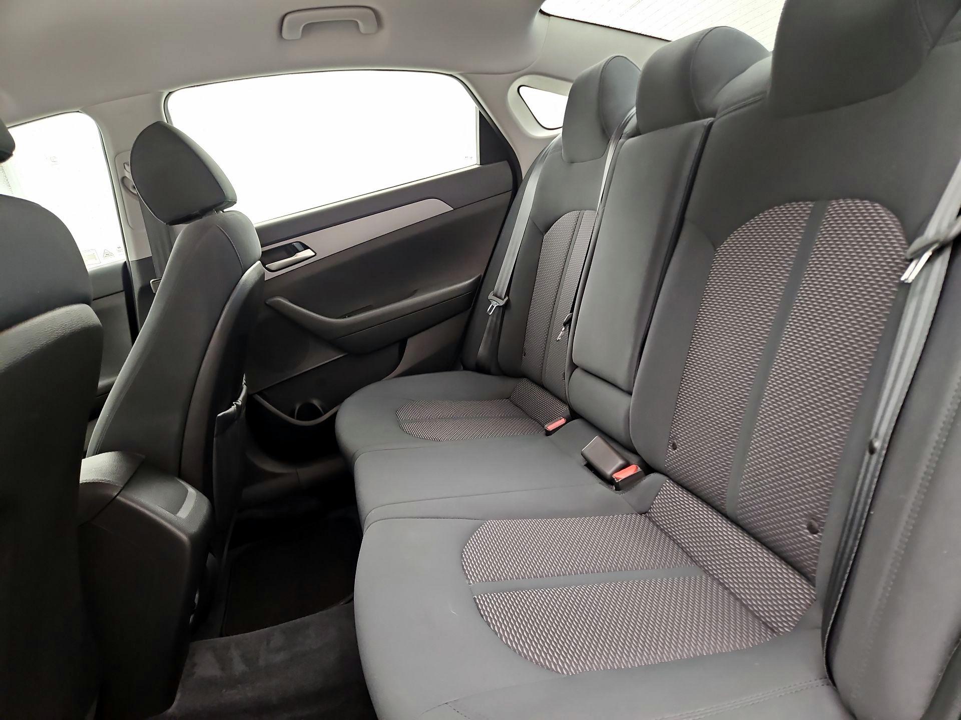 Thumbnail: 2018 Hyundai Sonata - 19