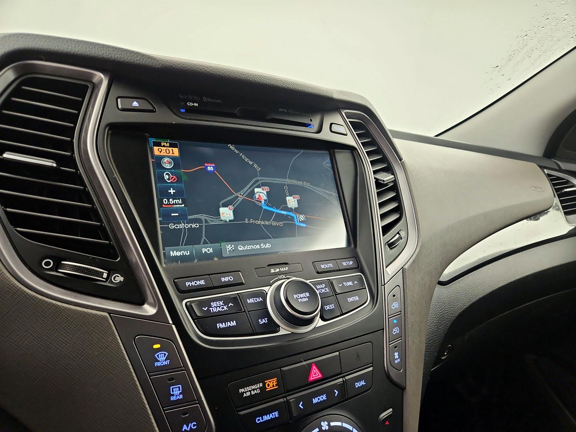 Thumbnail: 2016 Hyundai Santa Fe - 15