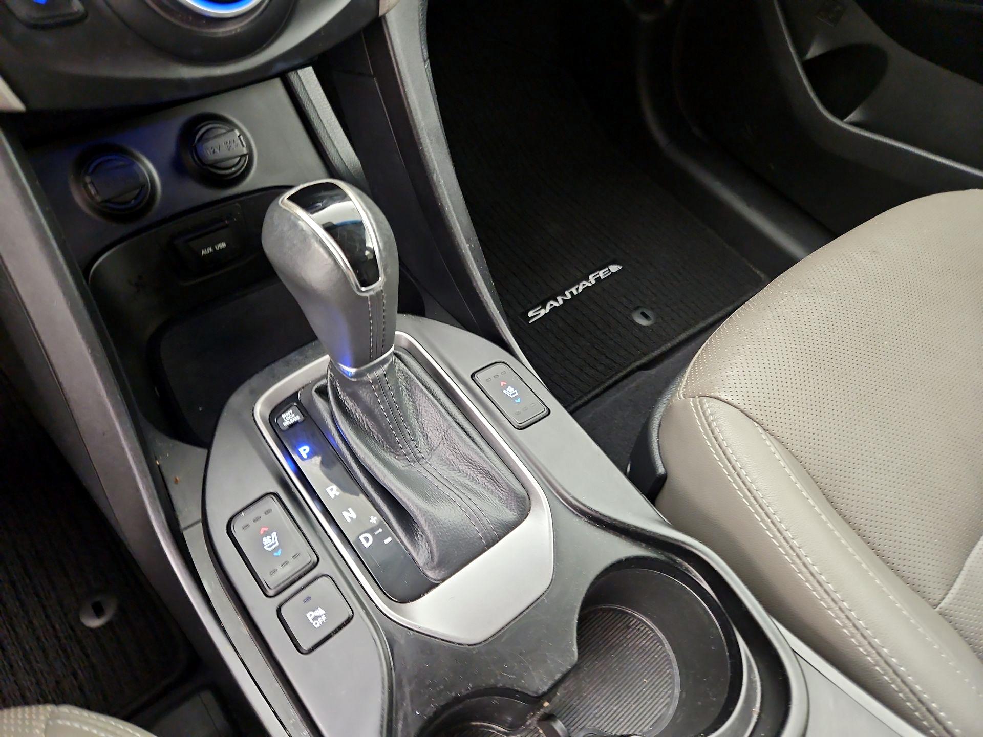 Thumbnail: 2016 Hyundai Santa Fe - 17