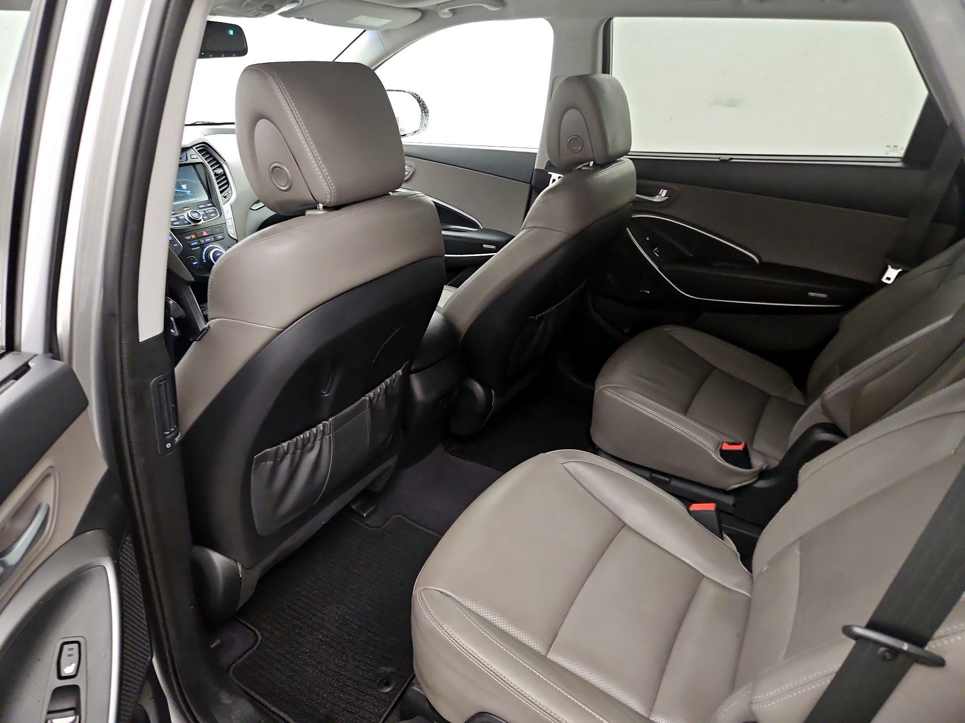 Thumbnail: 2016 Hyundai Santa Fe - 19