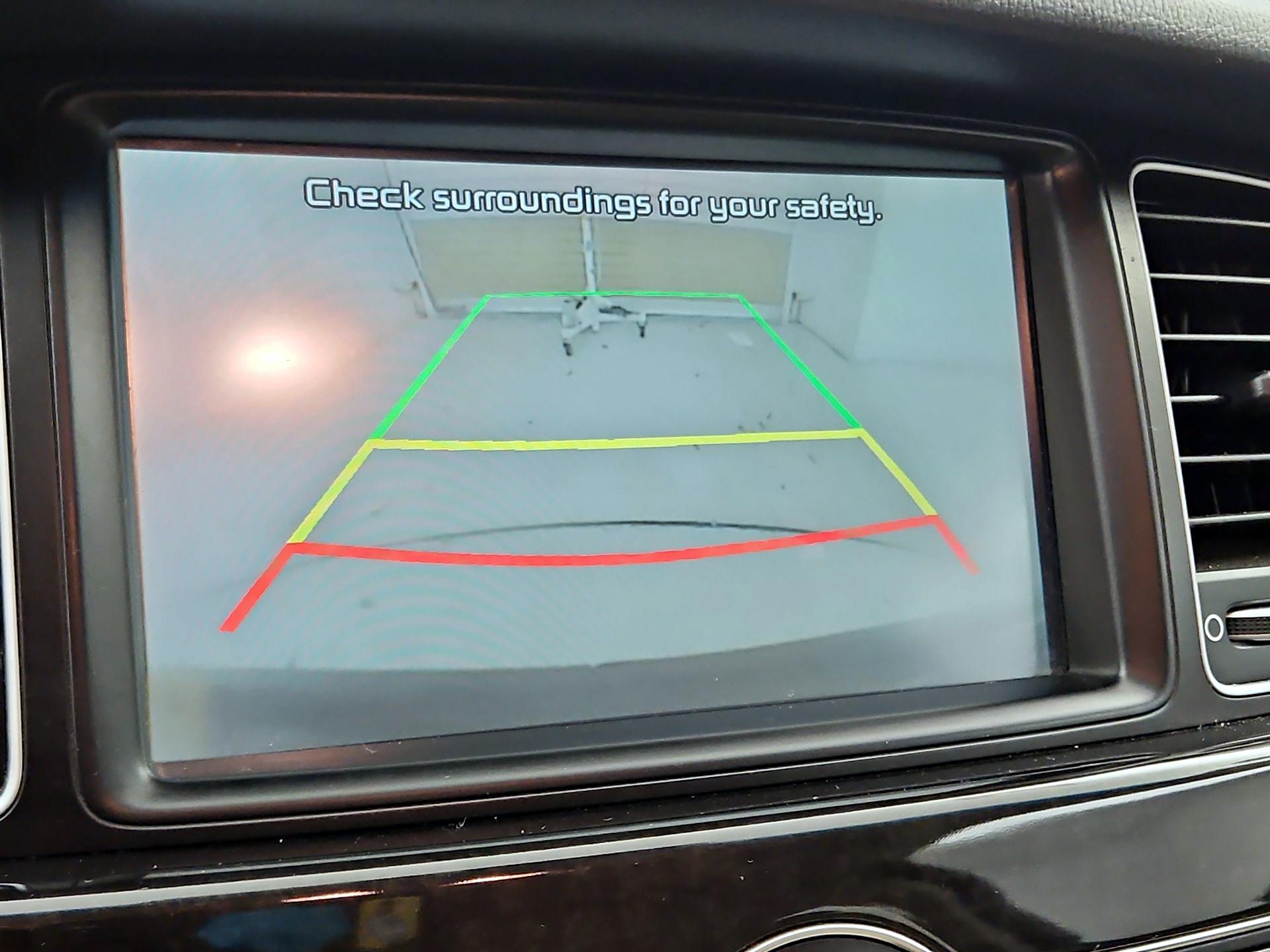 Thumbnail: 2016 Kia Cadenza - 14