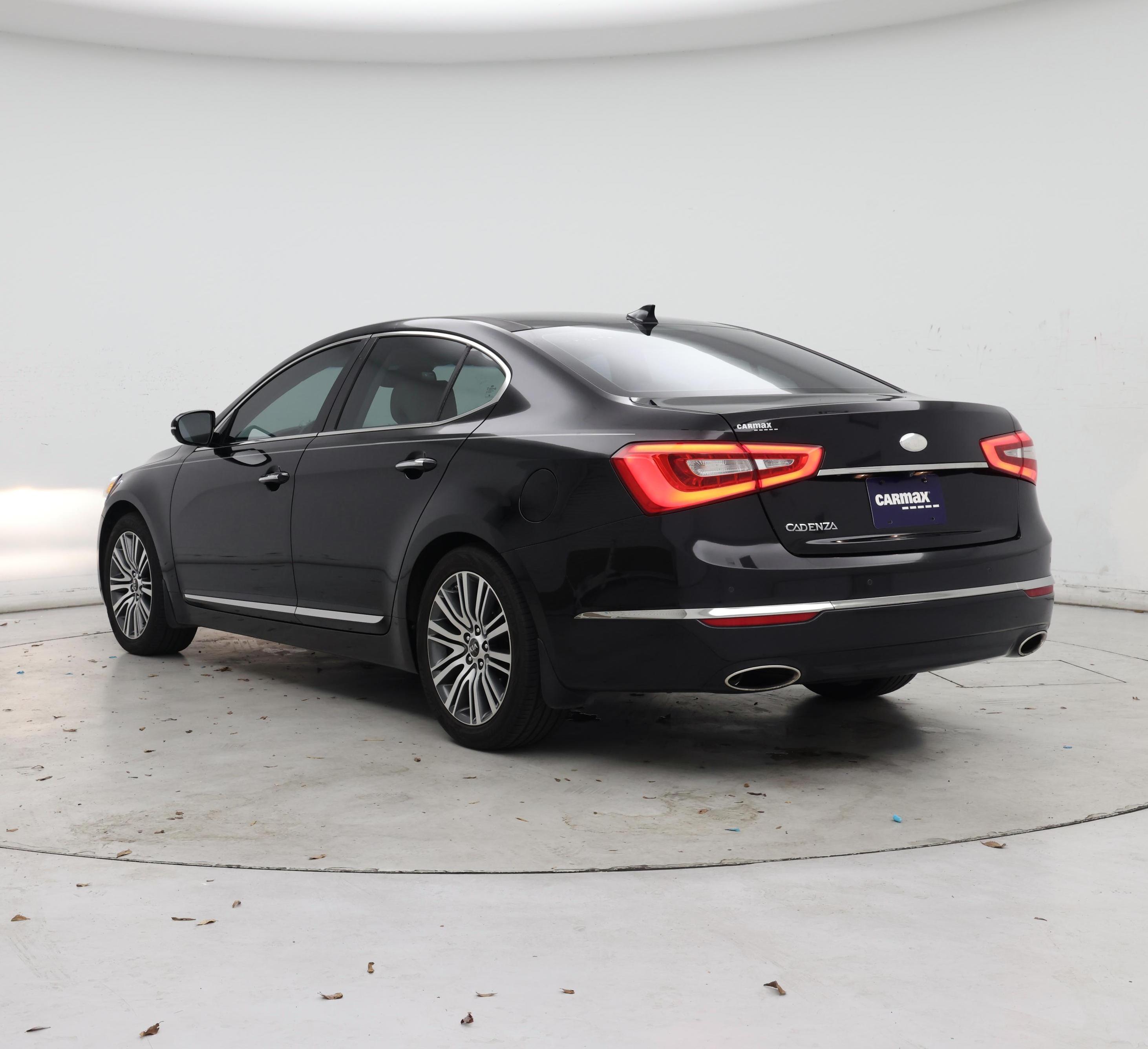 Thumbnail: 2016 Kia Cadenza - 2