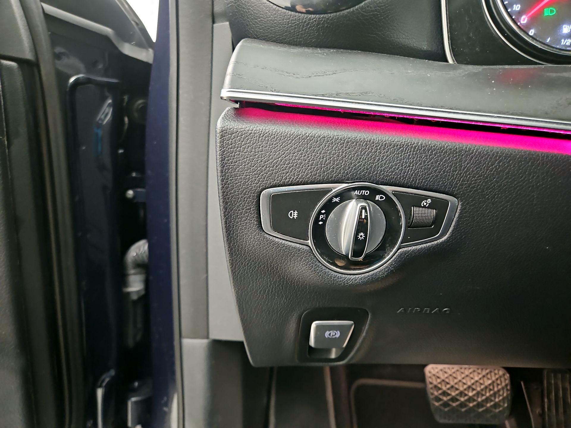 Thumbnail: 2017 Mercedes-Benz E-Class - 13