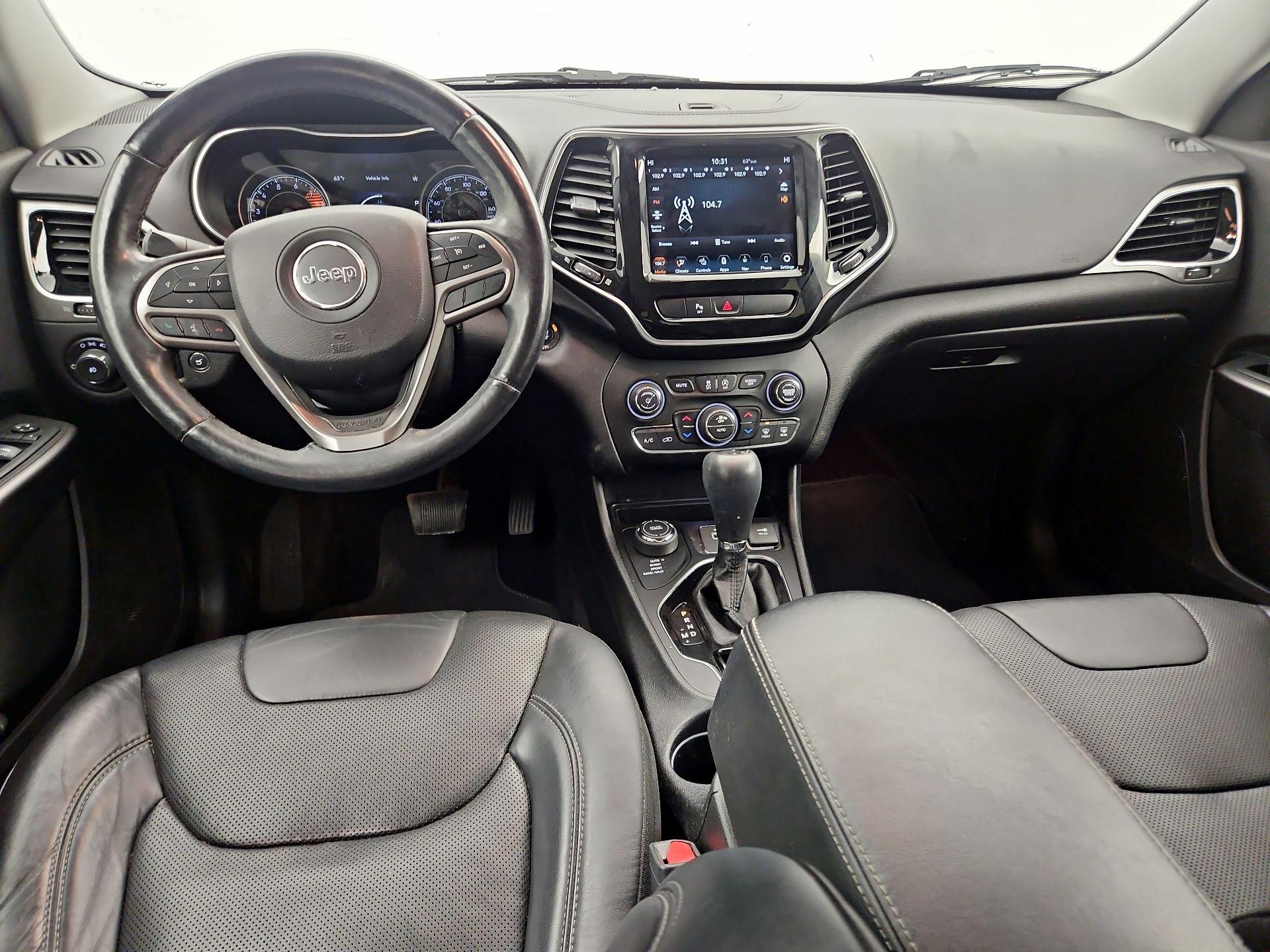 Thumbnail: 2019 Jeep Cherokee - 9