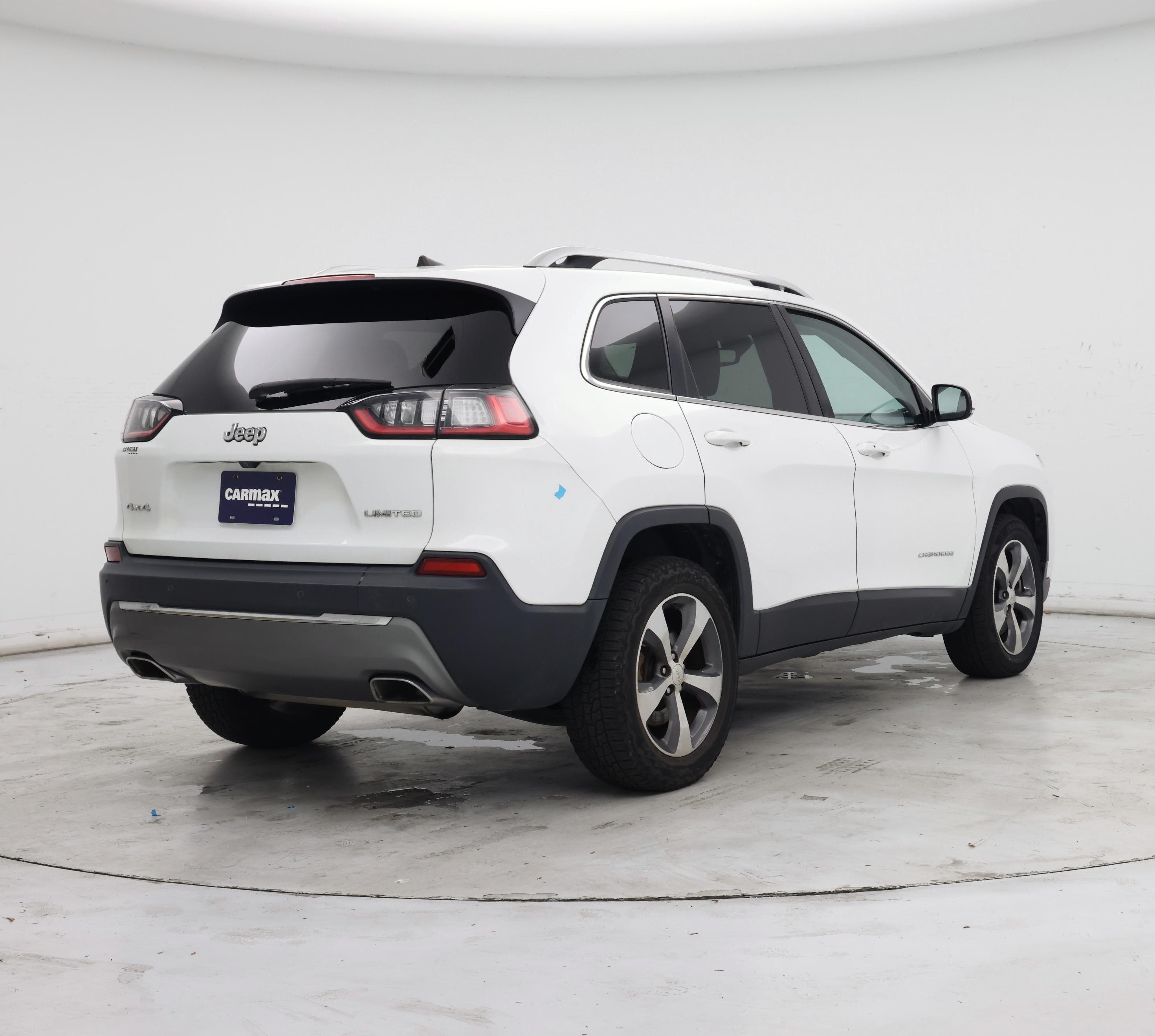 Thumbnail: 2019 Jeep Cherokee - 8