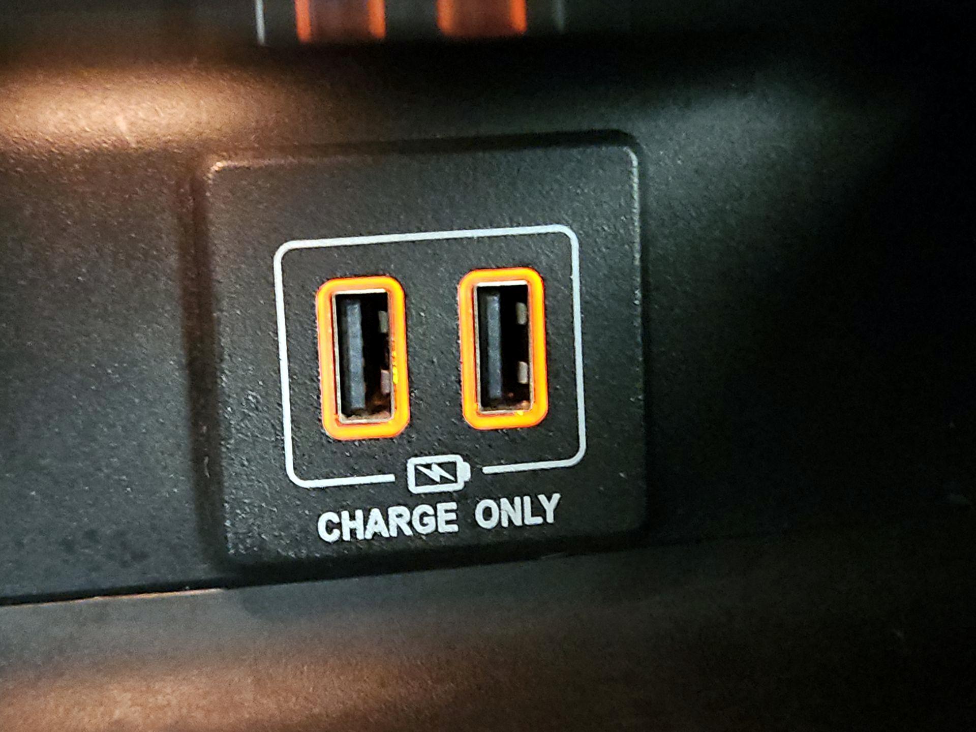 Thumbnail: 2018 Nissan Pathfinder - 19