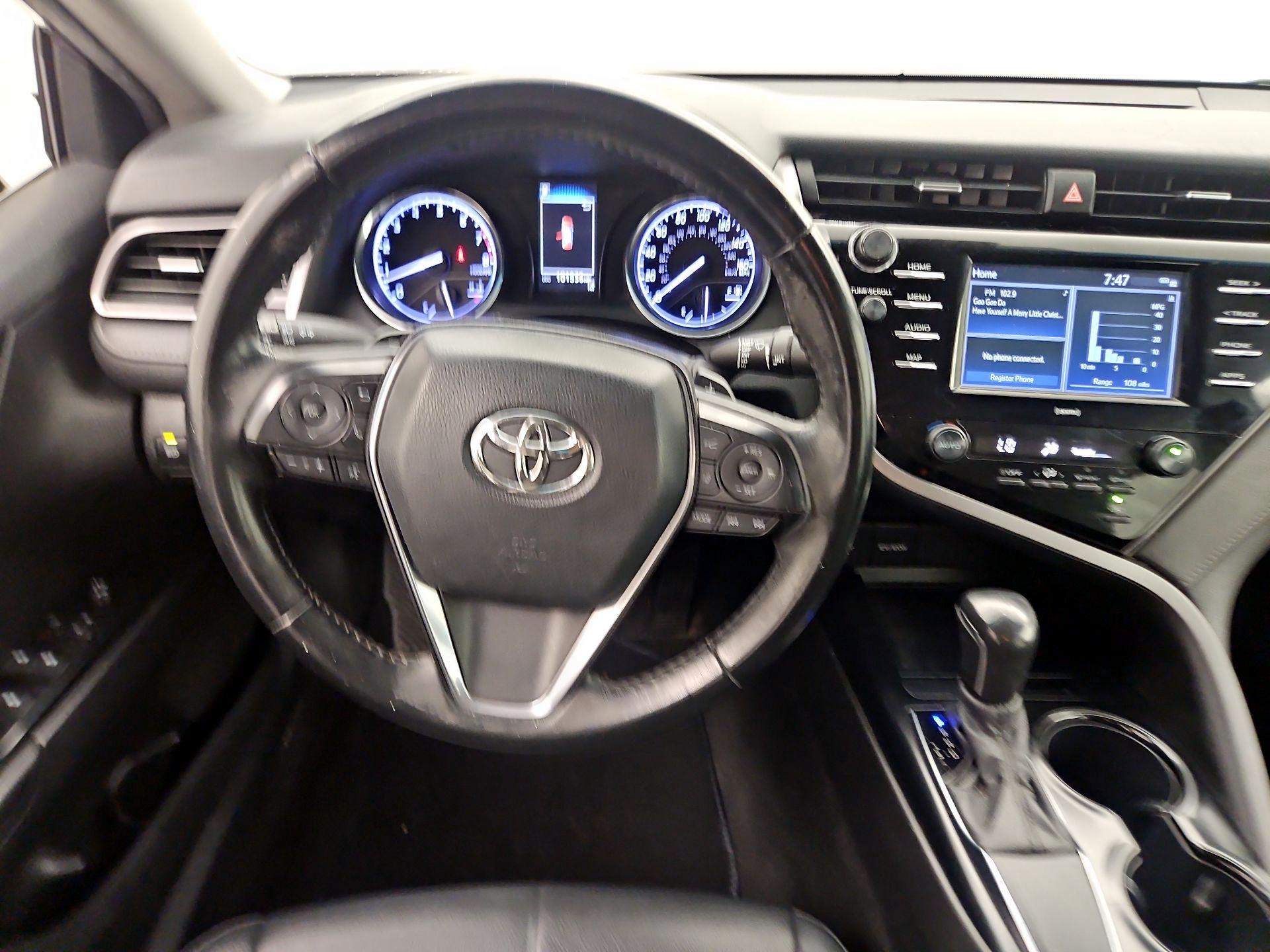 Thumbnail: 2020 Toyota Camry - 10