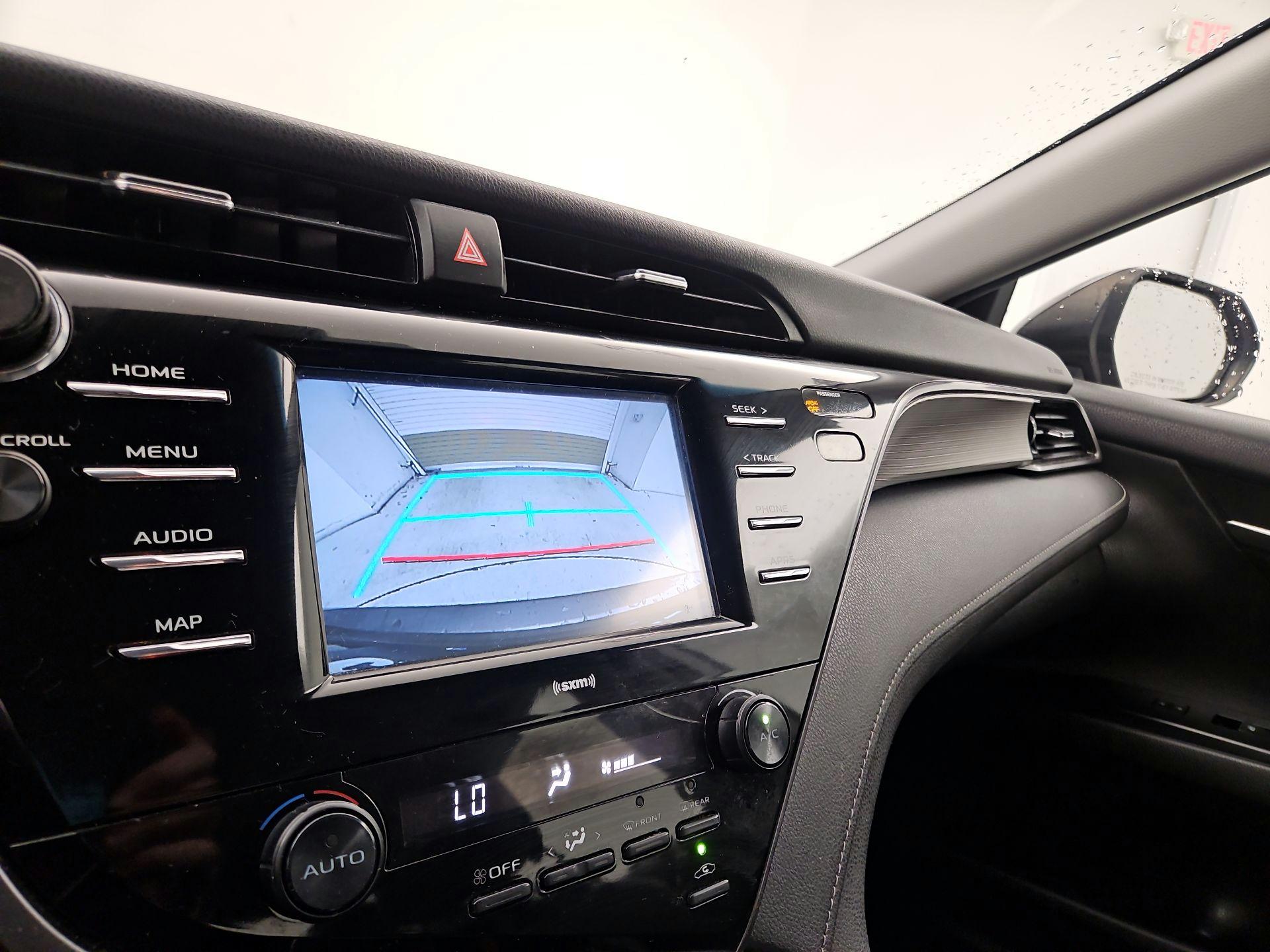 Thumbnail: 2020 Toyota Camry - 14