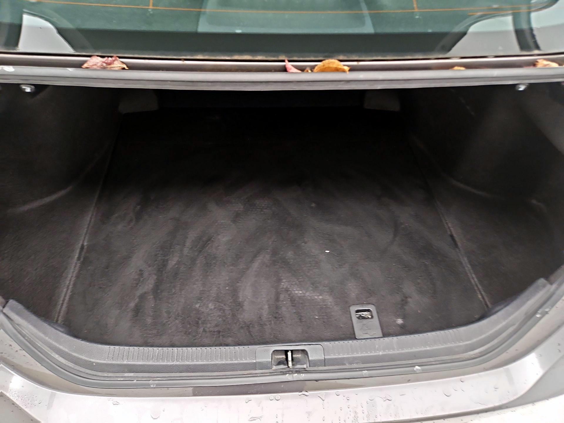 Thumbnail: 2020 Toyota Camry - 20