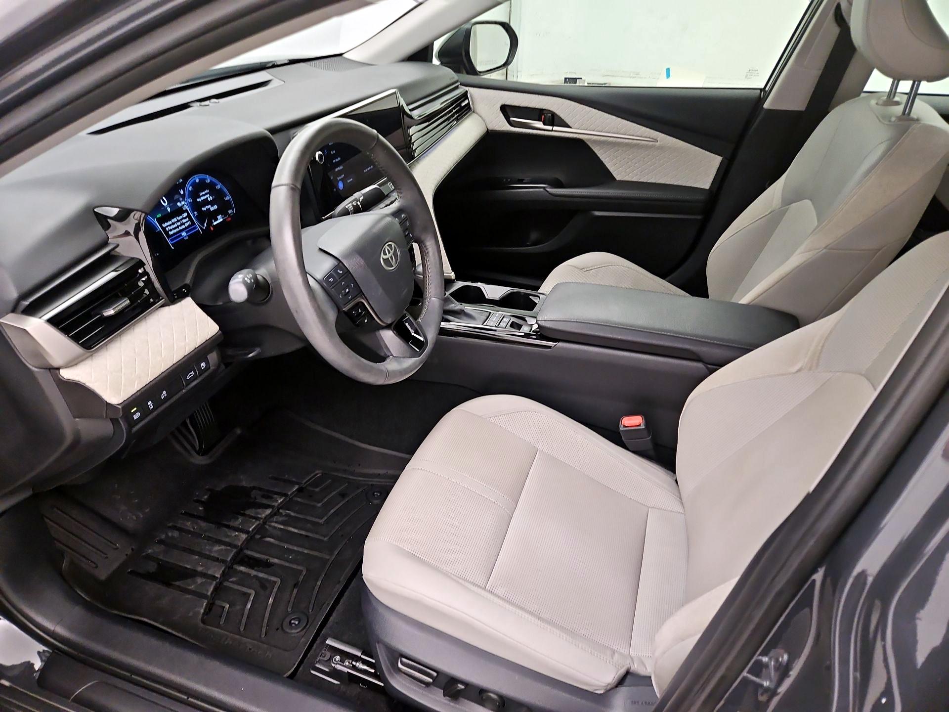 Thumbnail: 2025 Toyota Camry - 11