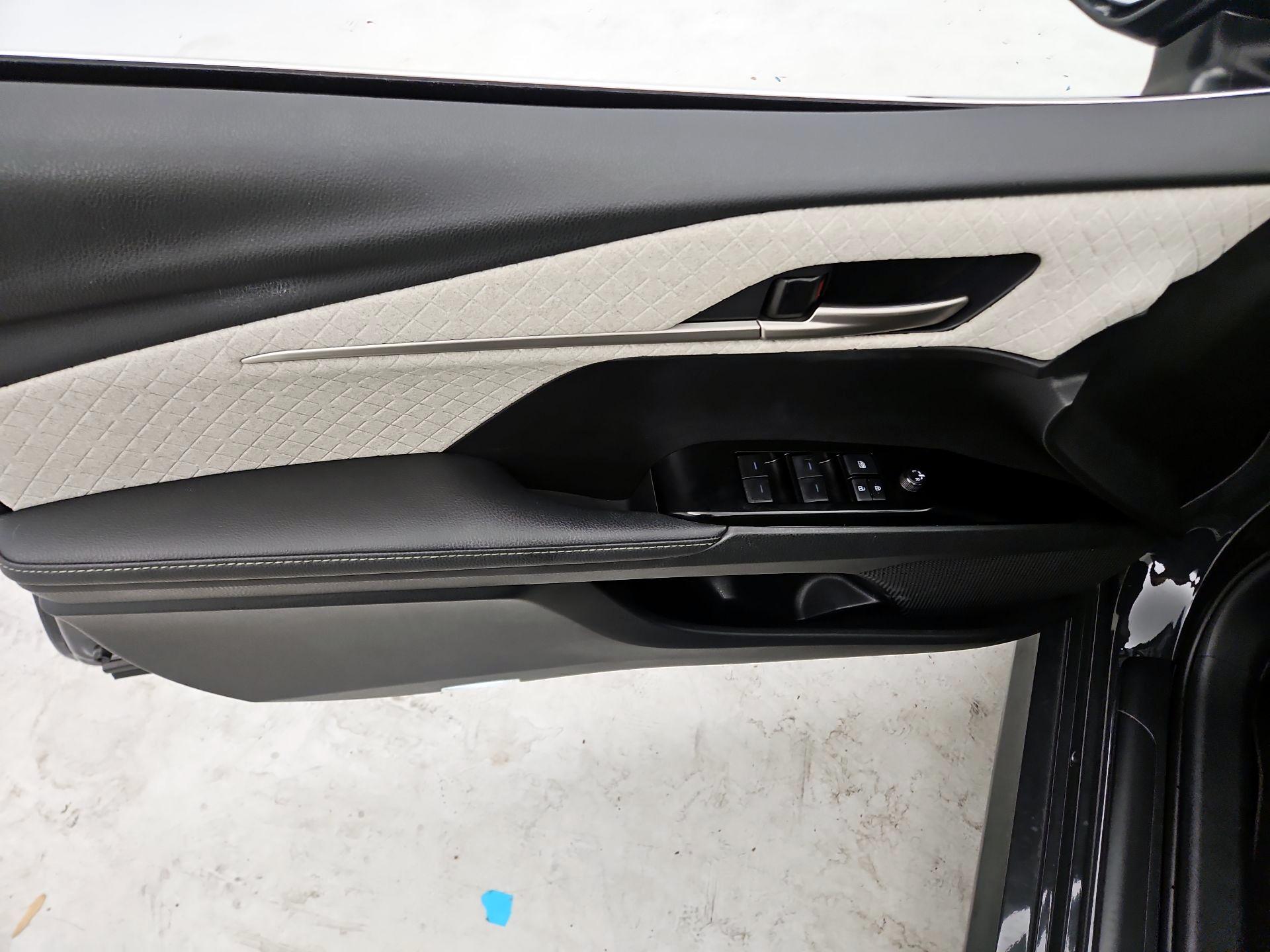 Thumbnail: 2025 Toyota Camry - 12