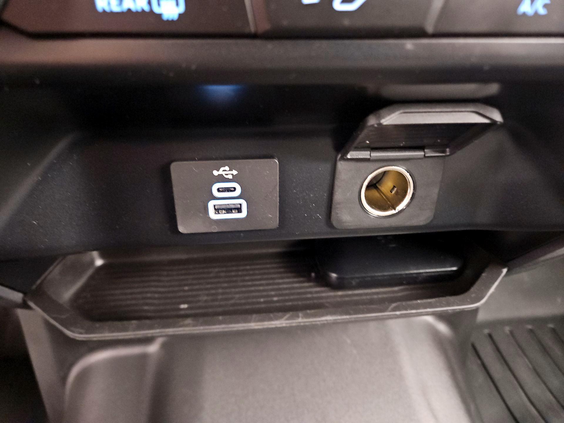 Thumbnail: 2024 Ford F-250 - 18