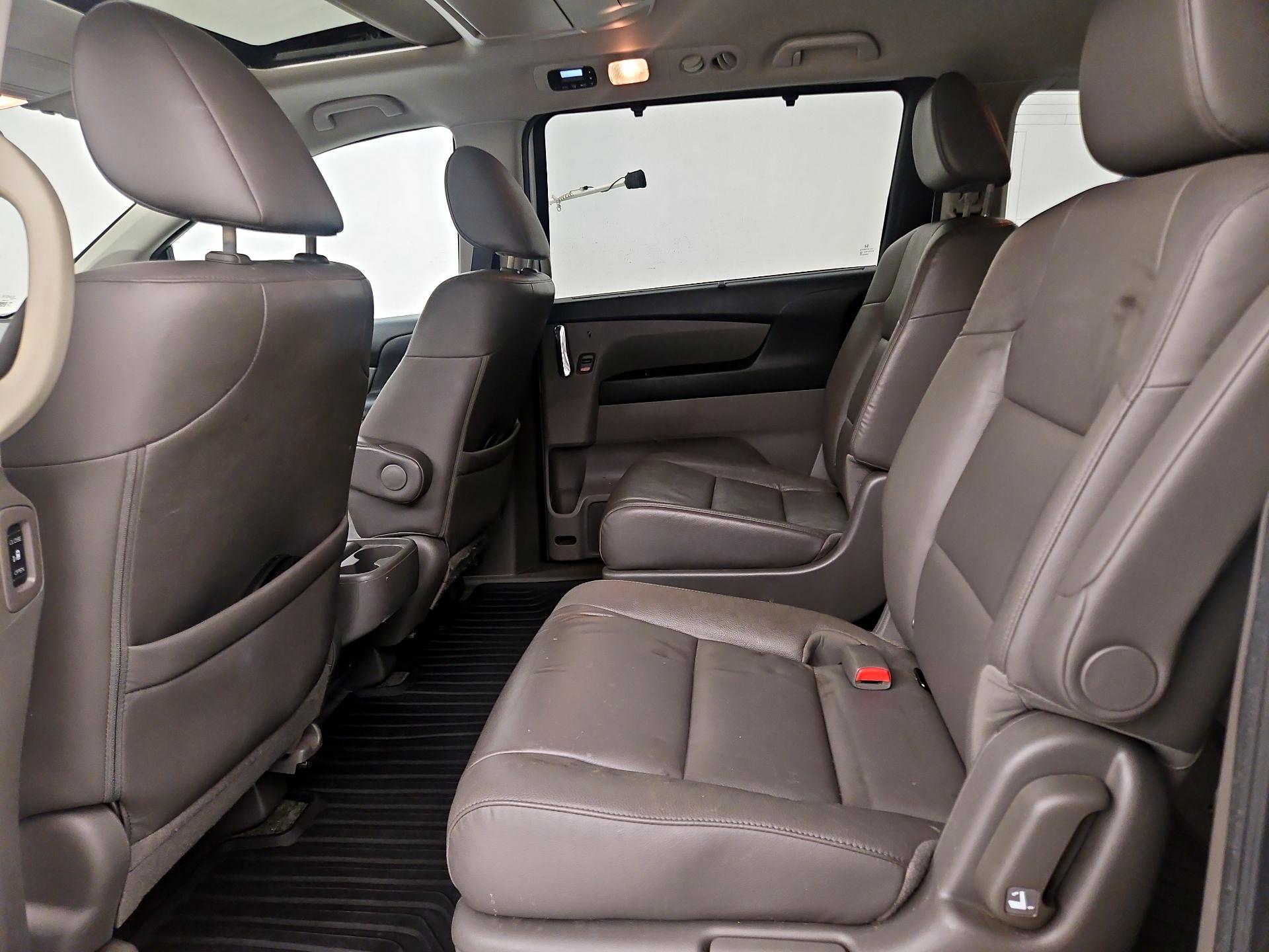 Thumbnail: 2015 Honda Odyssey - 19