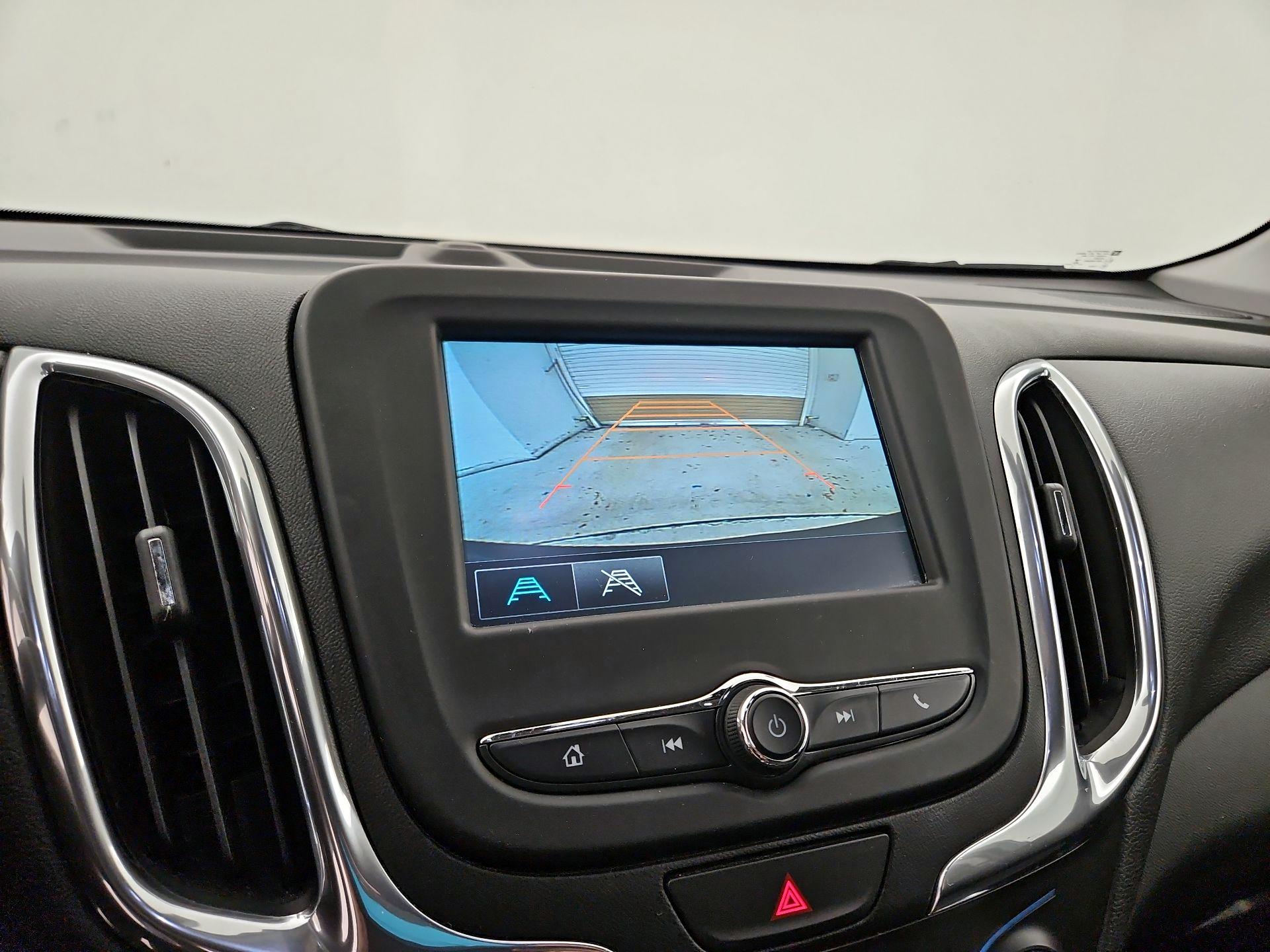 Thumbnail: 2018 Chevrolet Equinox - 14