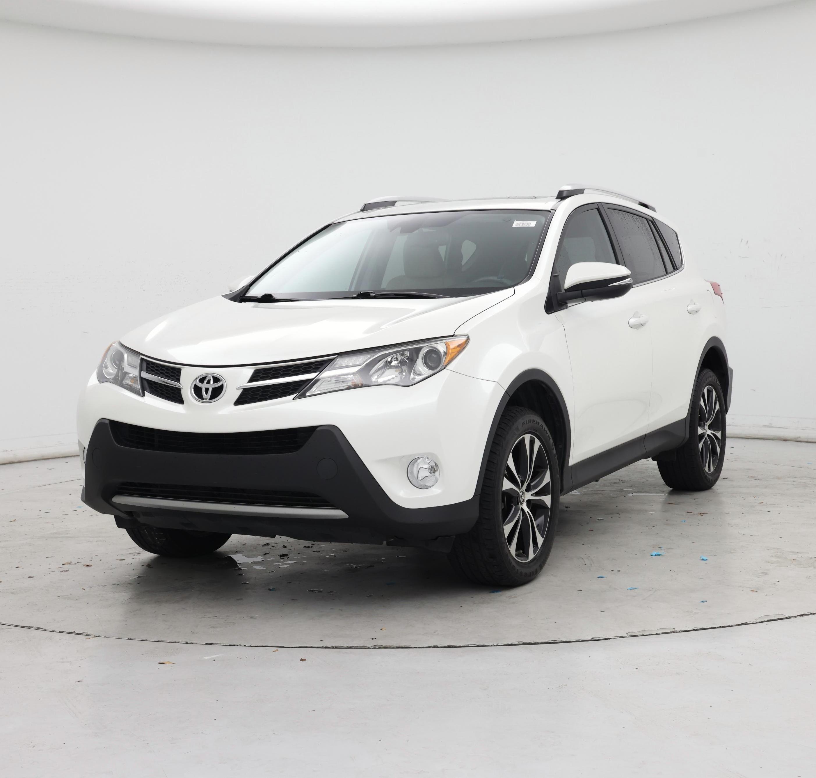 Thumbnail: 2015 Toyota RAV4 - 4