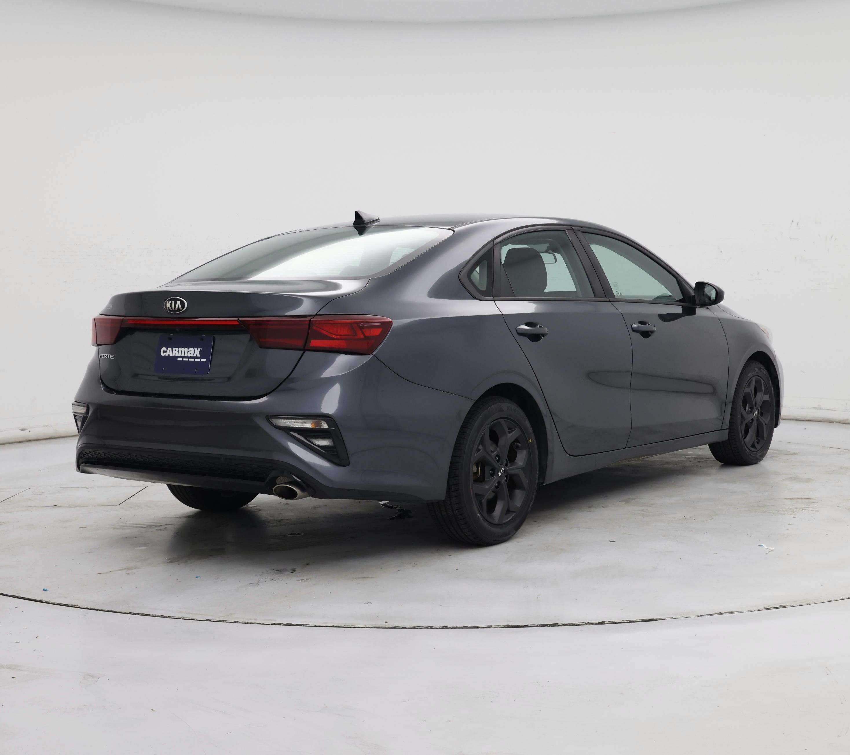 Thumbnail: 2019 Kia Forte - 8