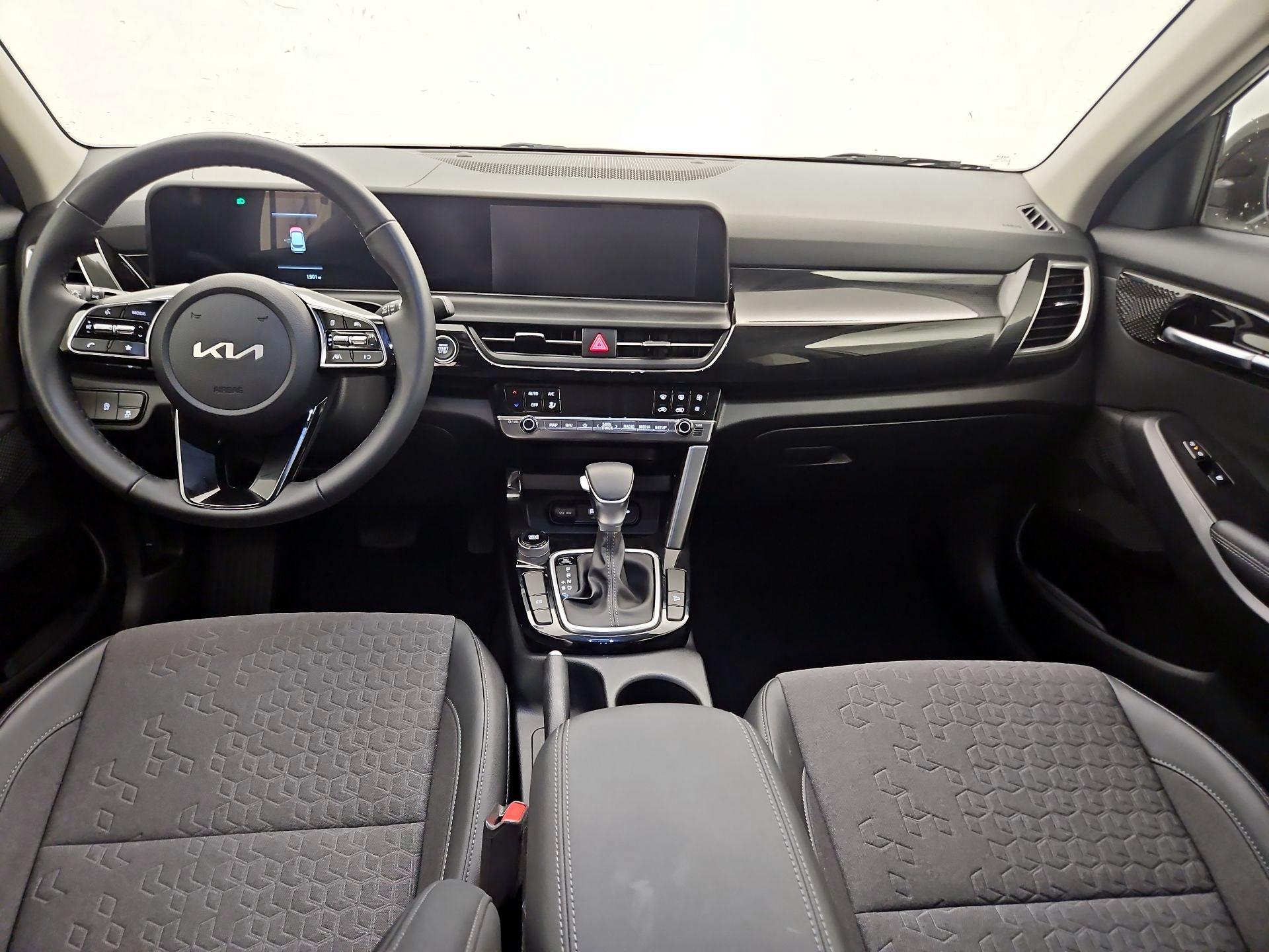 Thumbnail: 2025 Kia Seltos - 9