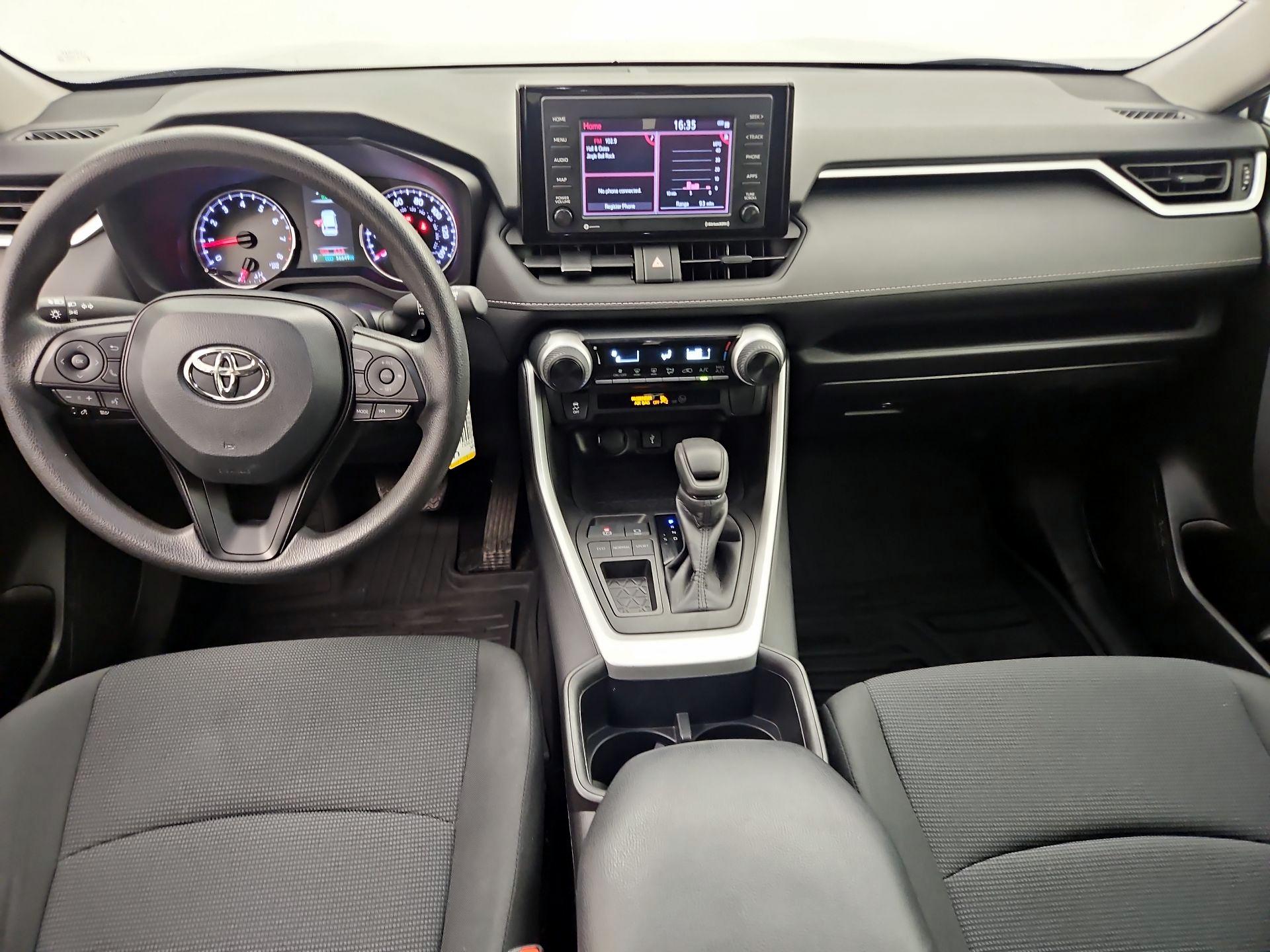 Thumbnail: 2022 Toyota RAV4 - 9