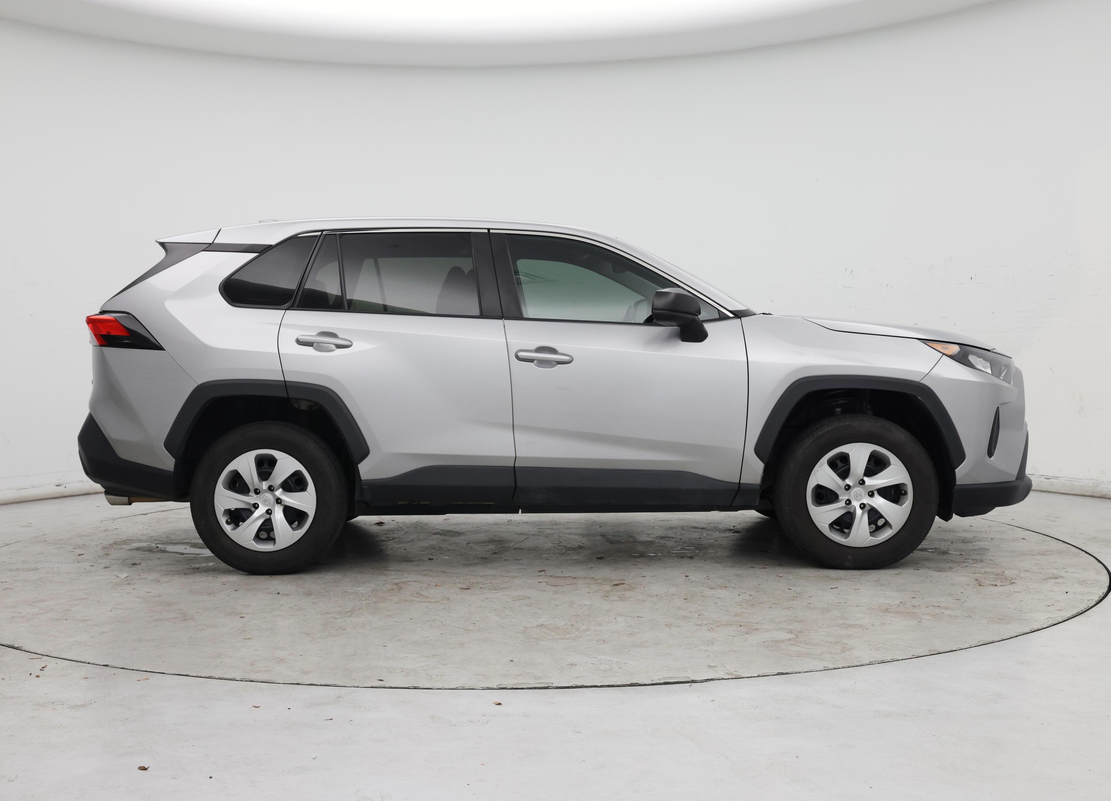 Thumbnail: 2022 Toyota RAV4 - 7