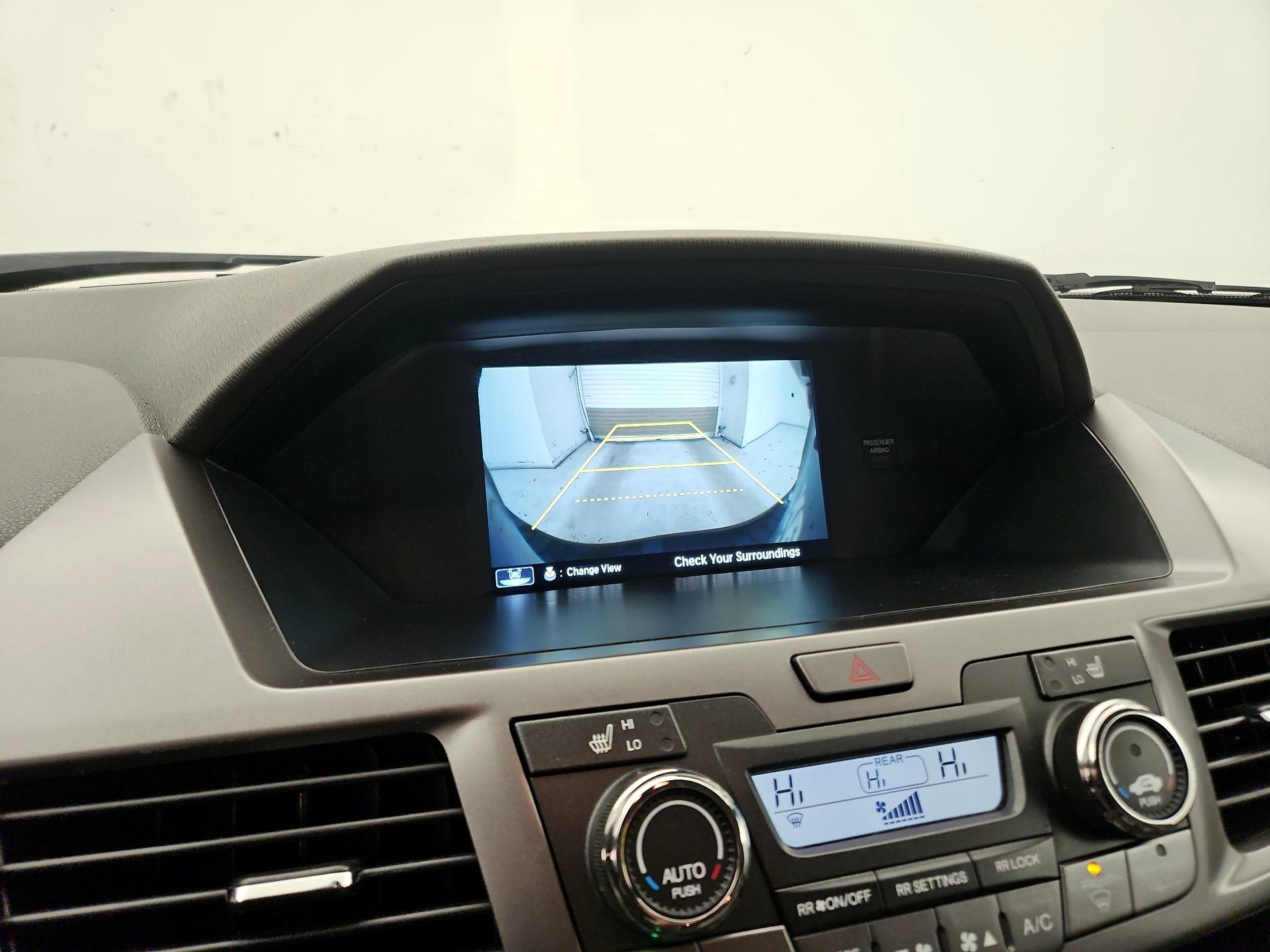 Thumbnail: 2015 Honda Odyssey - 15