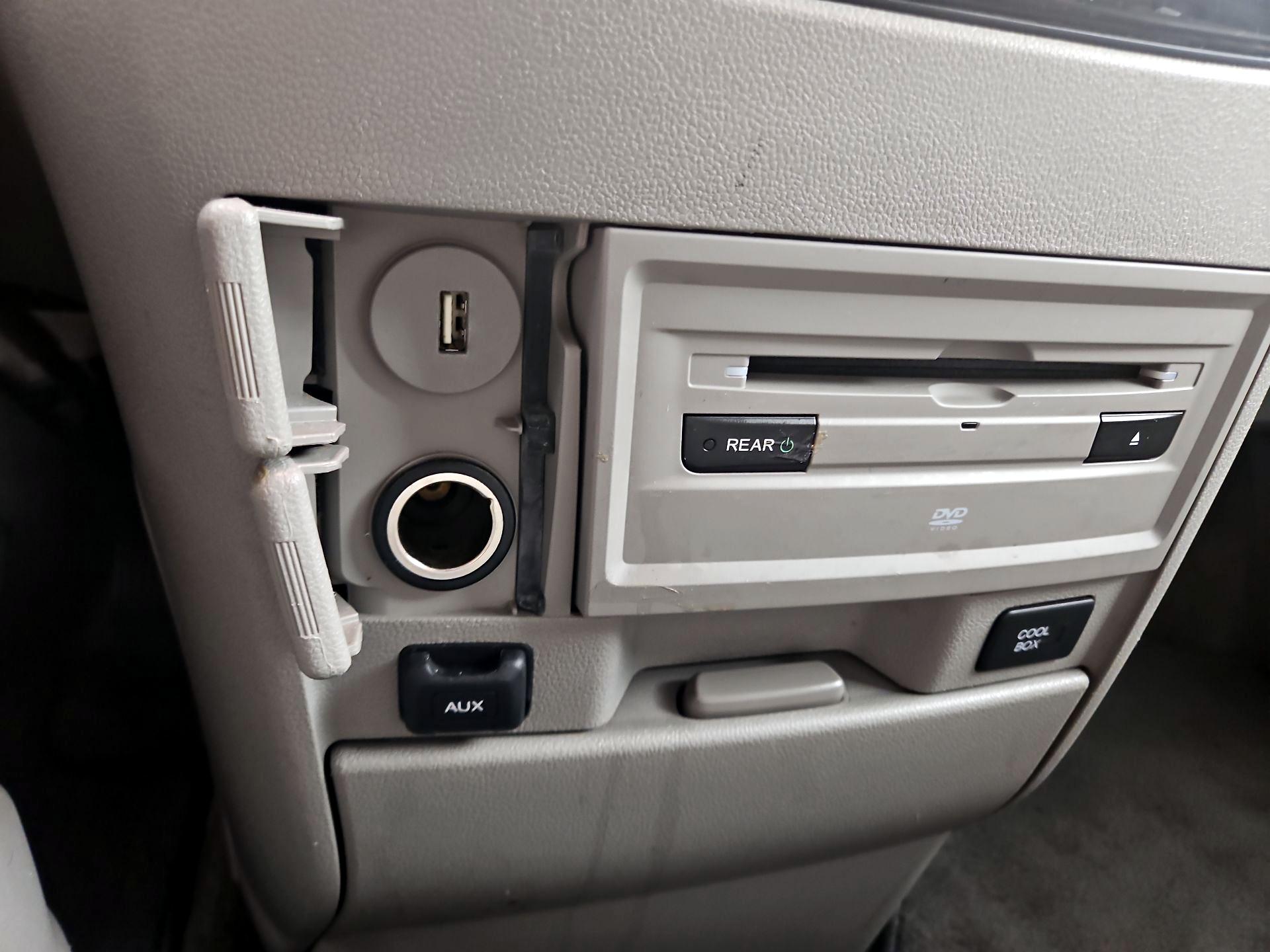 Thumbnail: 2015 Honda Odyssey - 19