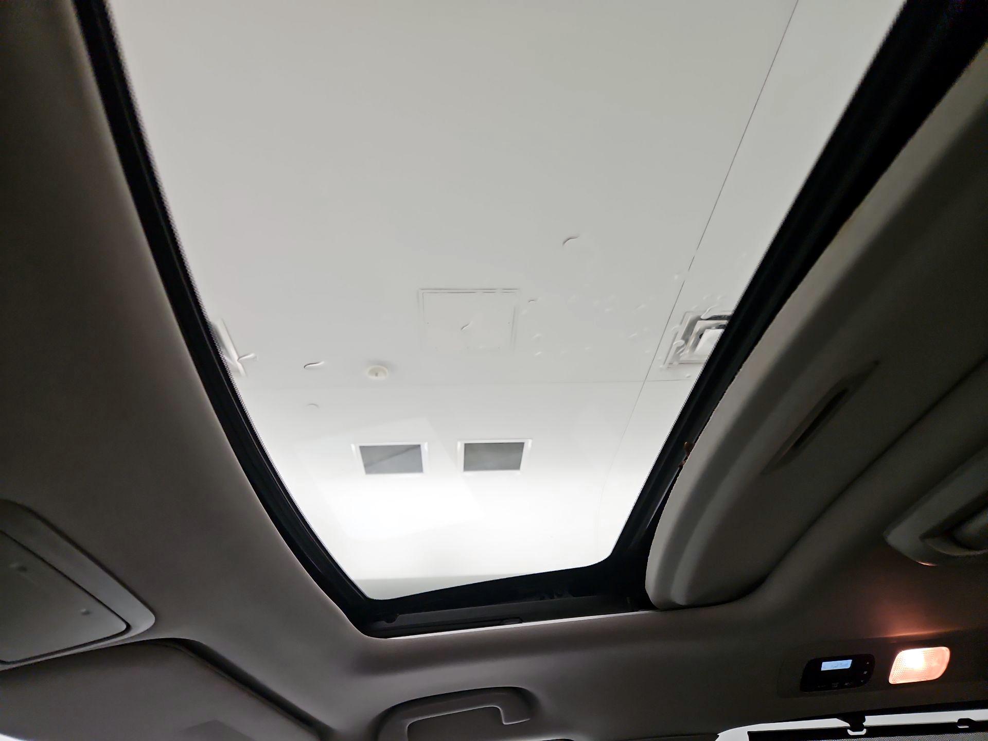 Thumbnail: 2015 Honda Odyssey - 20