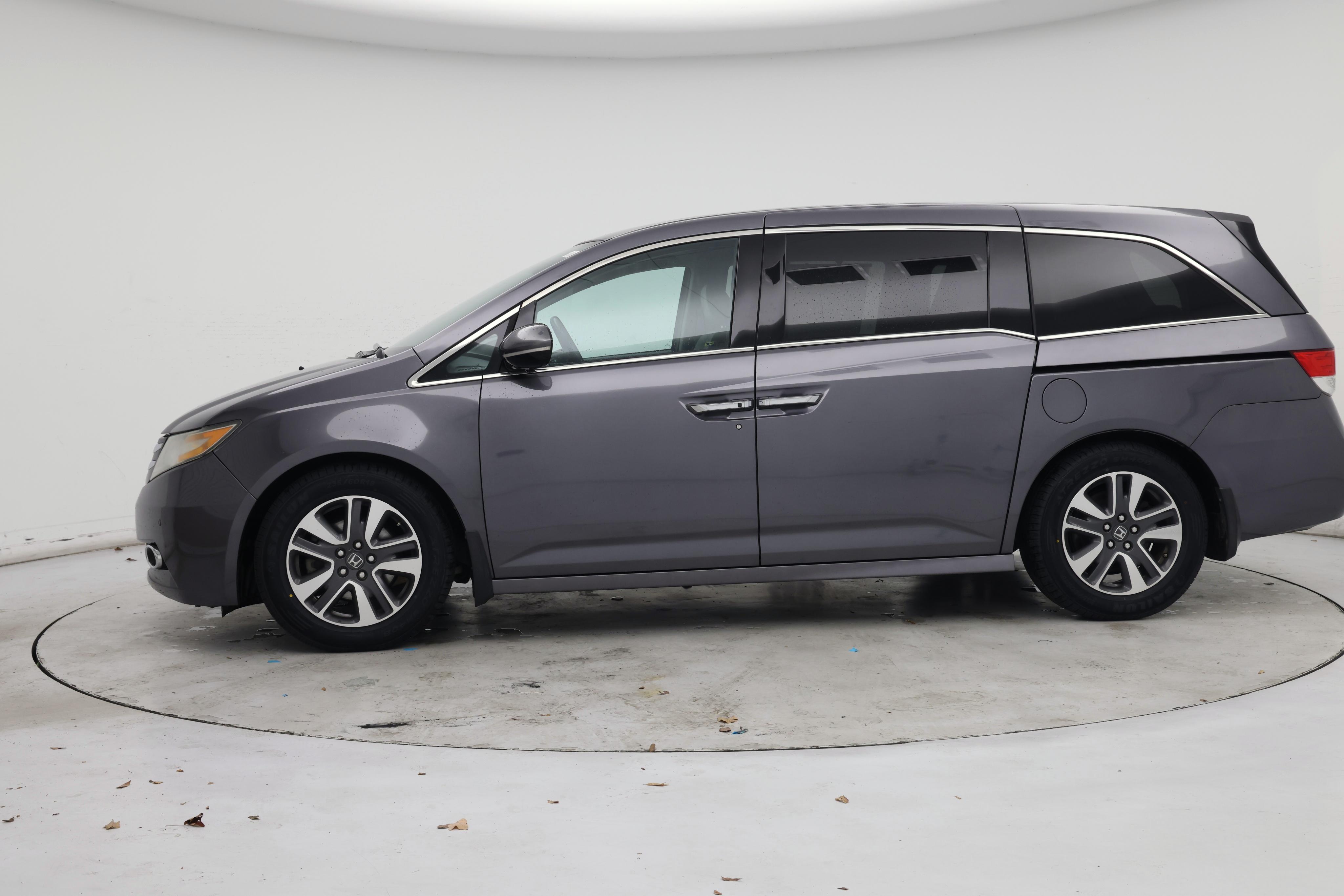 Thumbnail: 2015 Honda Odyssey - 3