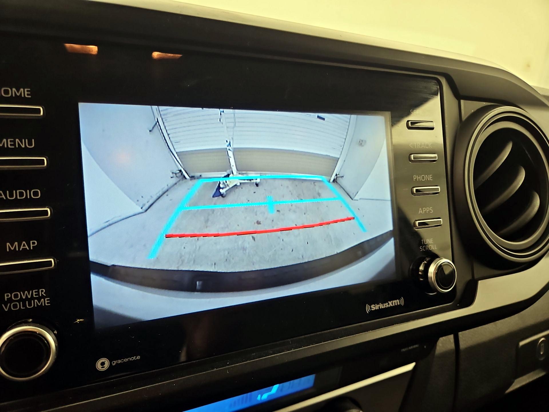 Thumbnail: 2021 Toyota Tacoma - 14