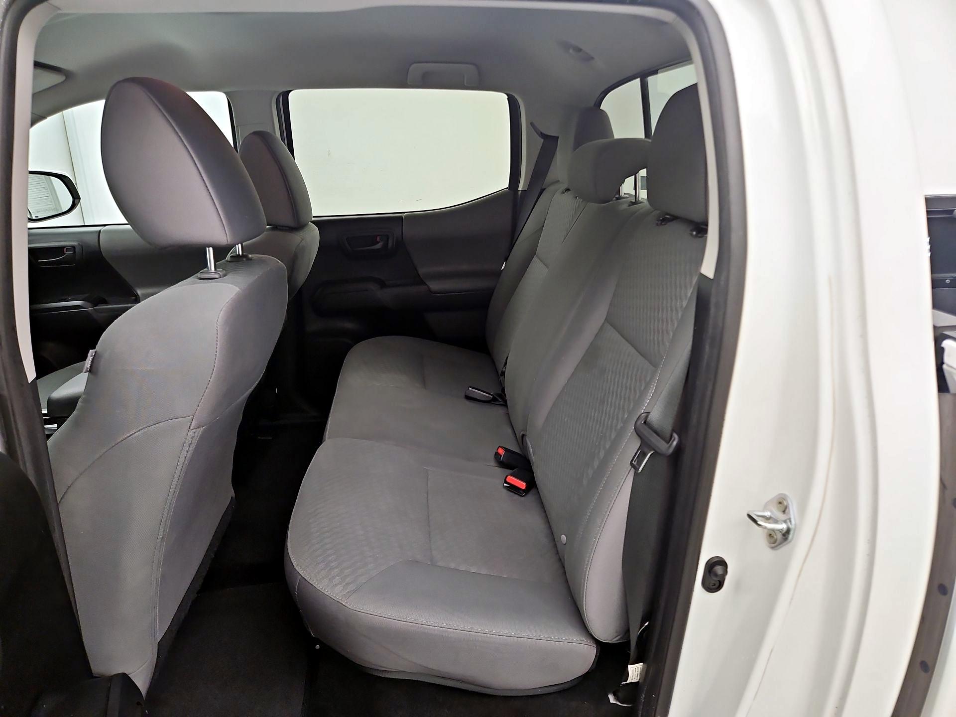 Thumbnail: 2021 Toyota Tacoma - 19