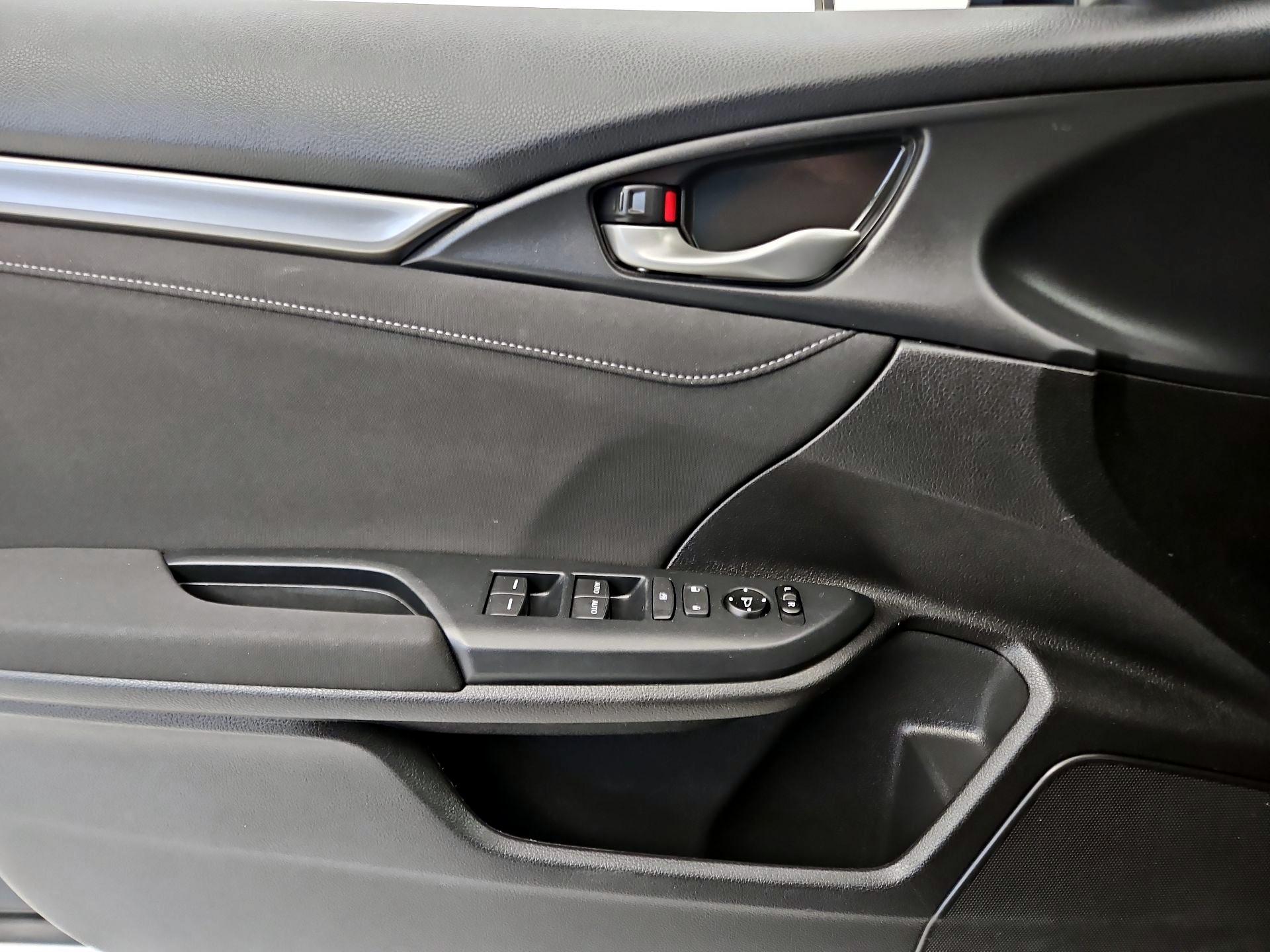 Thumbnail: 2018 Honda Civic - 12