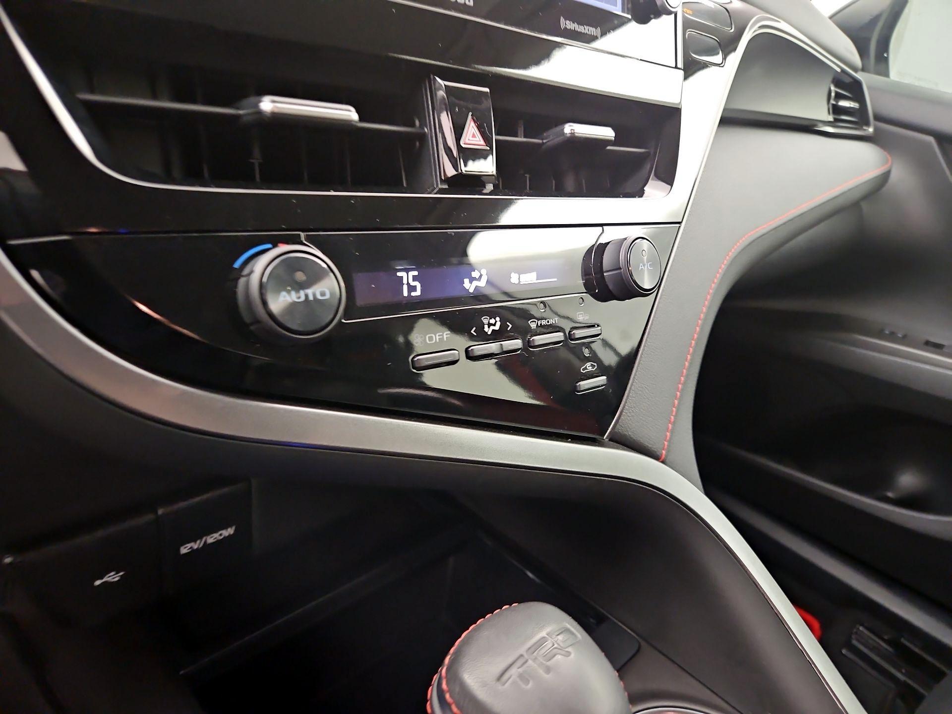 Thumbnail: 2023 Toyota Camry - 16