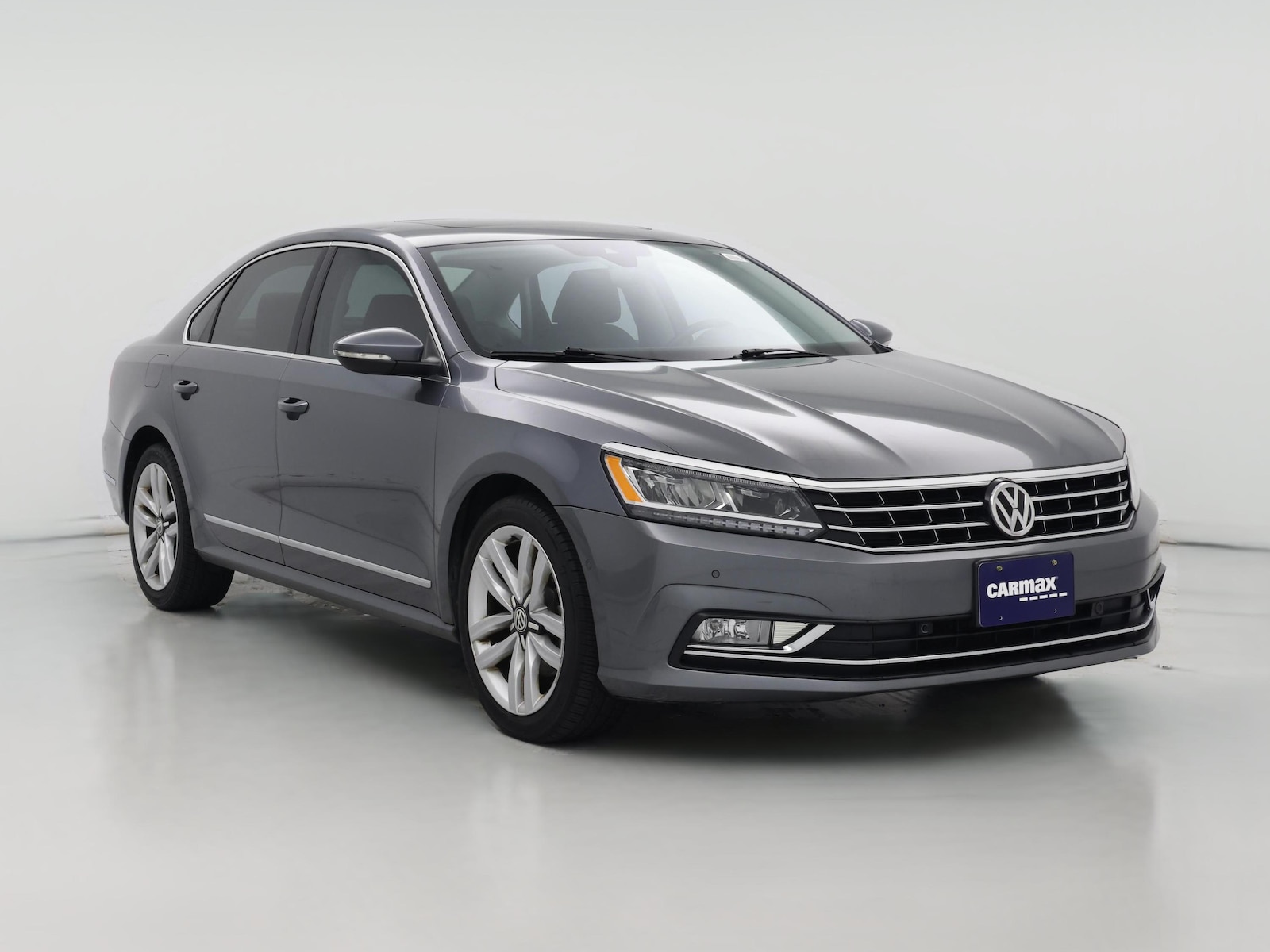 2017 Volkswagen Passat SEL Premium