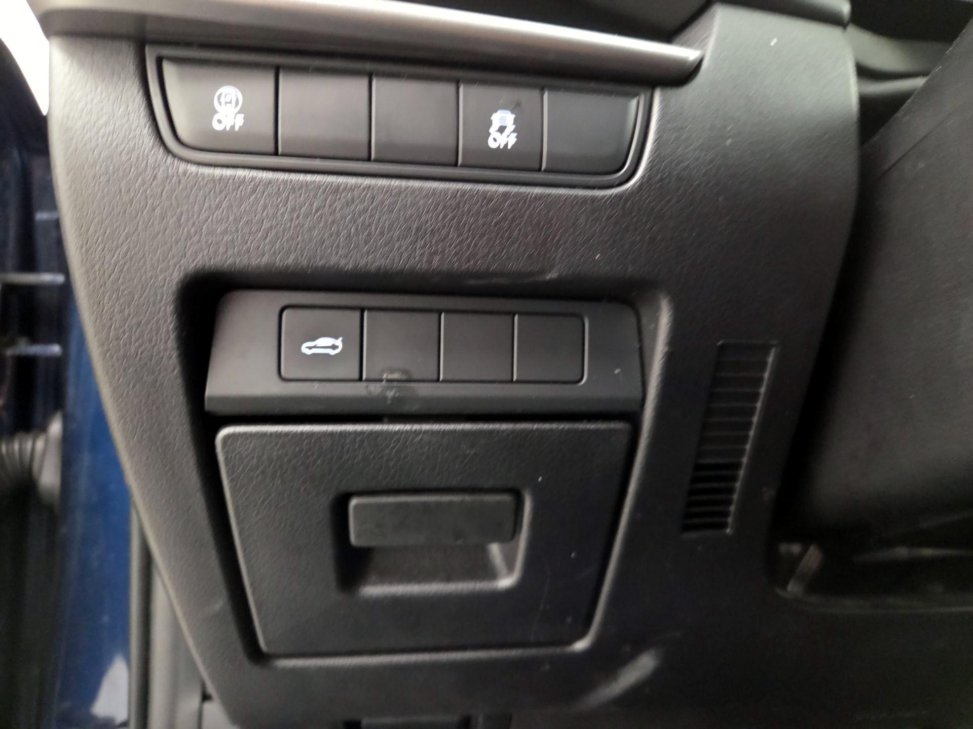 Thumbnail: 2021 Mazda Mazda3 - 13