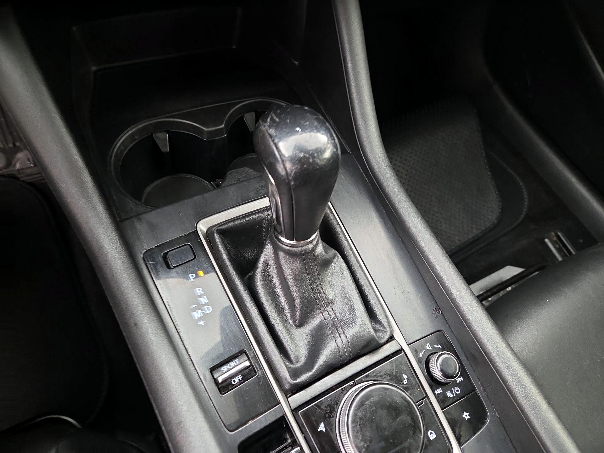 Thumbnail: 2021 Mazda Mazda3 - 17