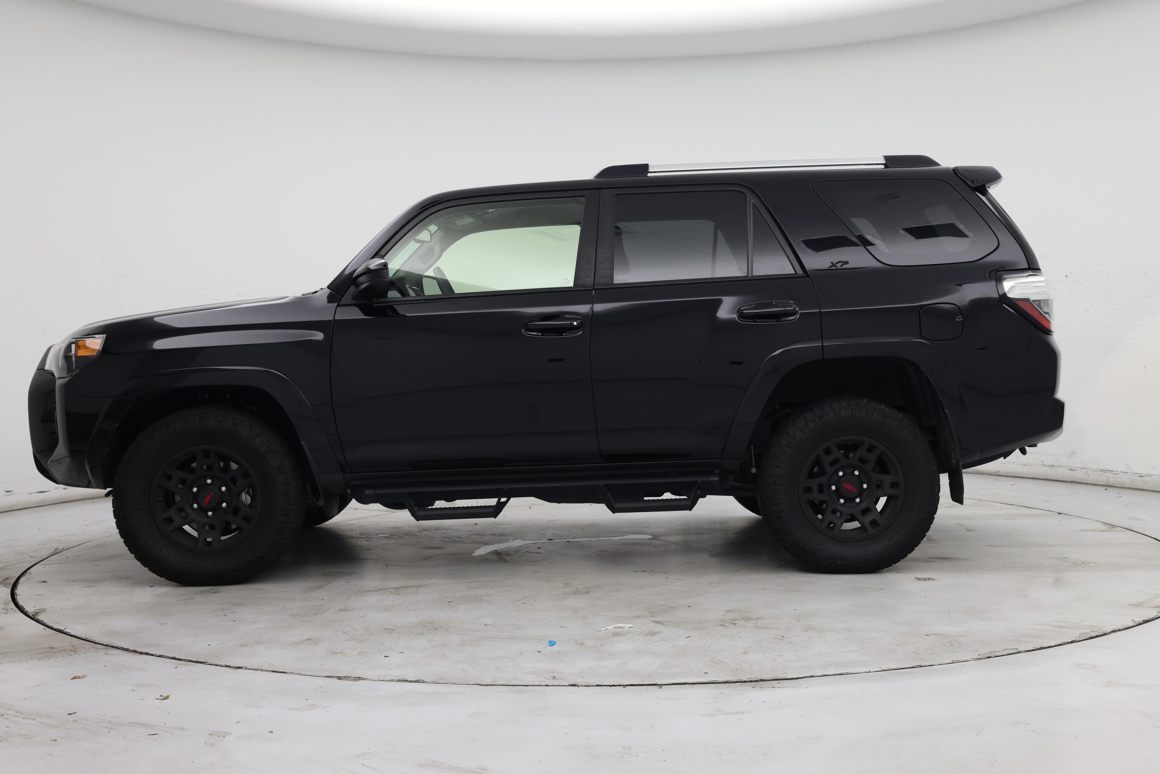 Thumbnail: 2023 Toyota 4Runner - 3