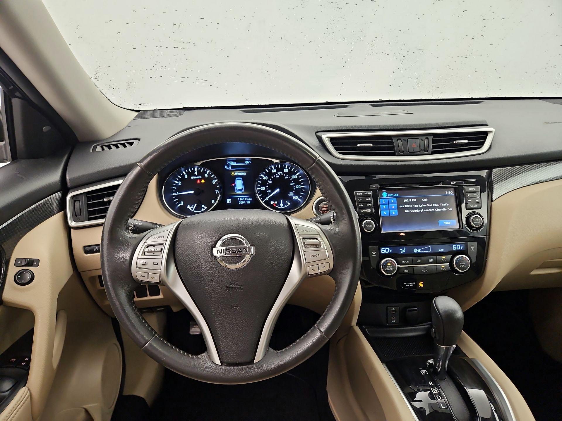 Thumbnail: 2016 Nissan Rogue - 10