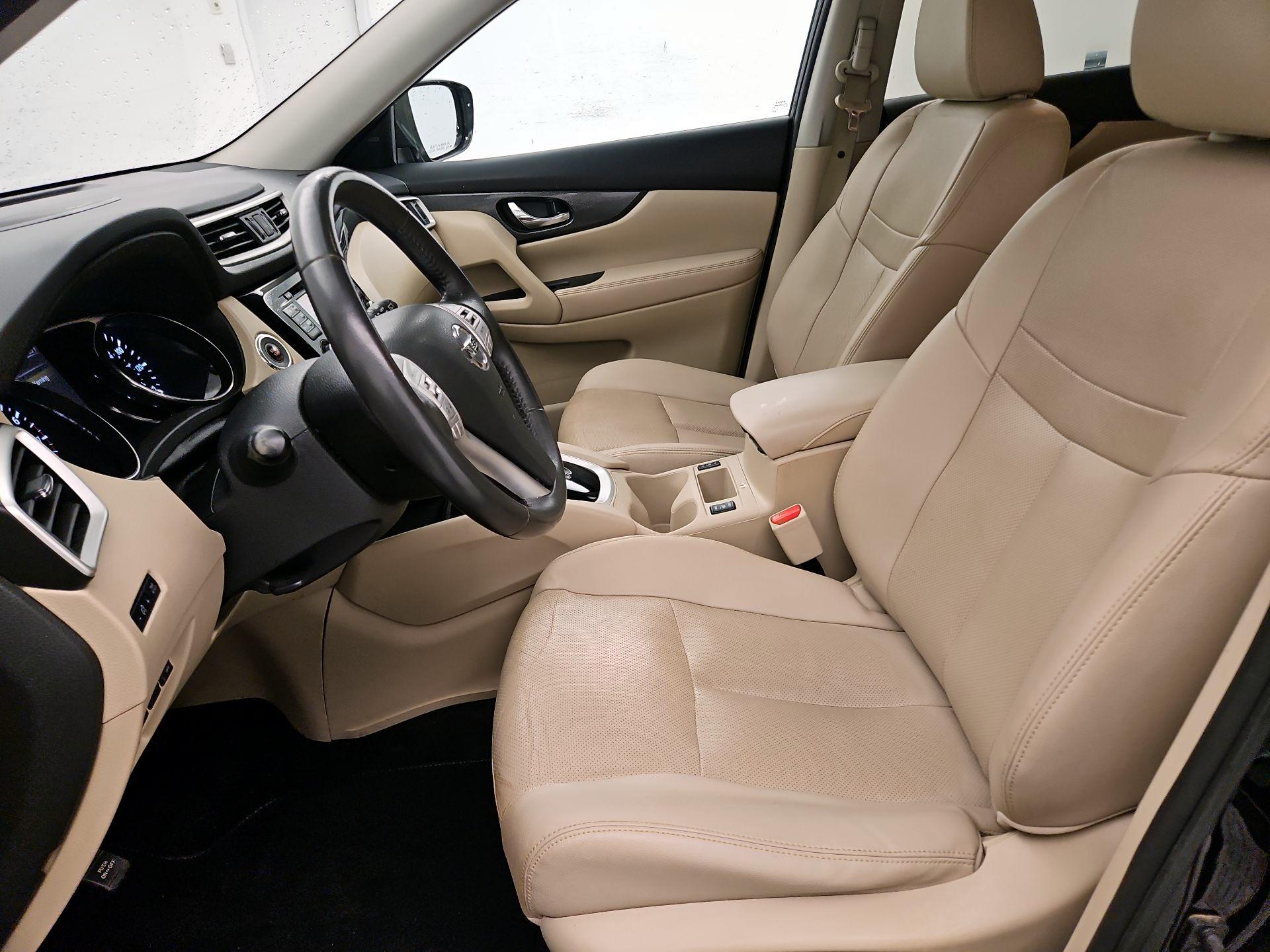 Thumbnail: 2016 Nissan Rogue - 11