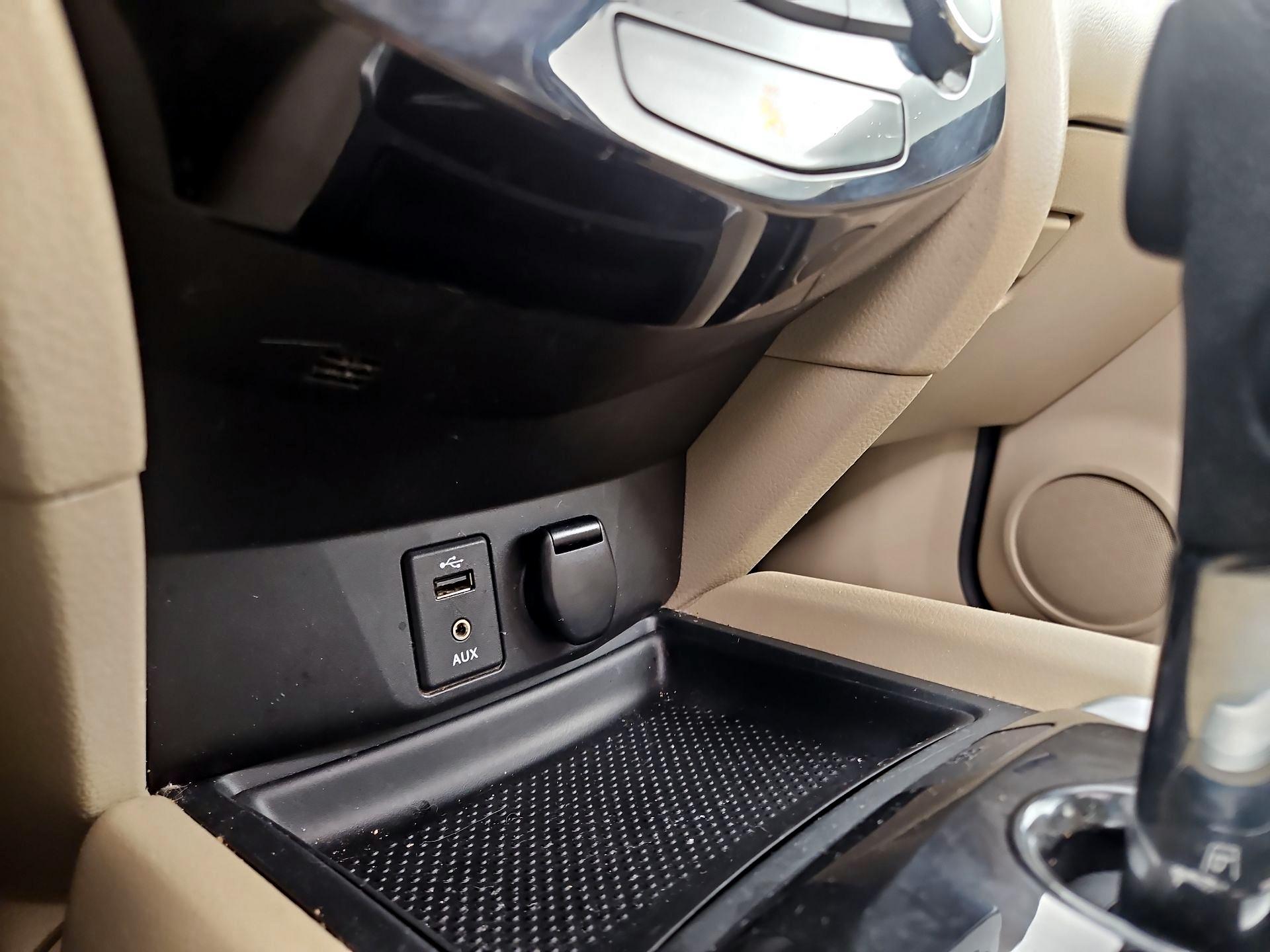 Thumbnail: 2016 Nissan Rogue - 18