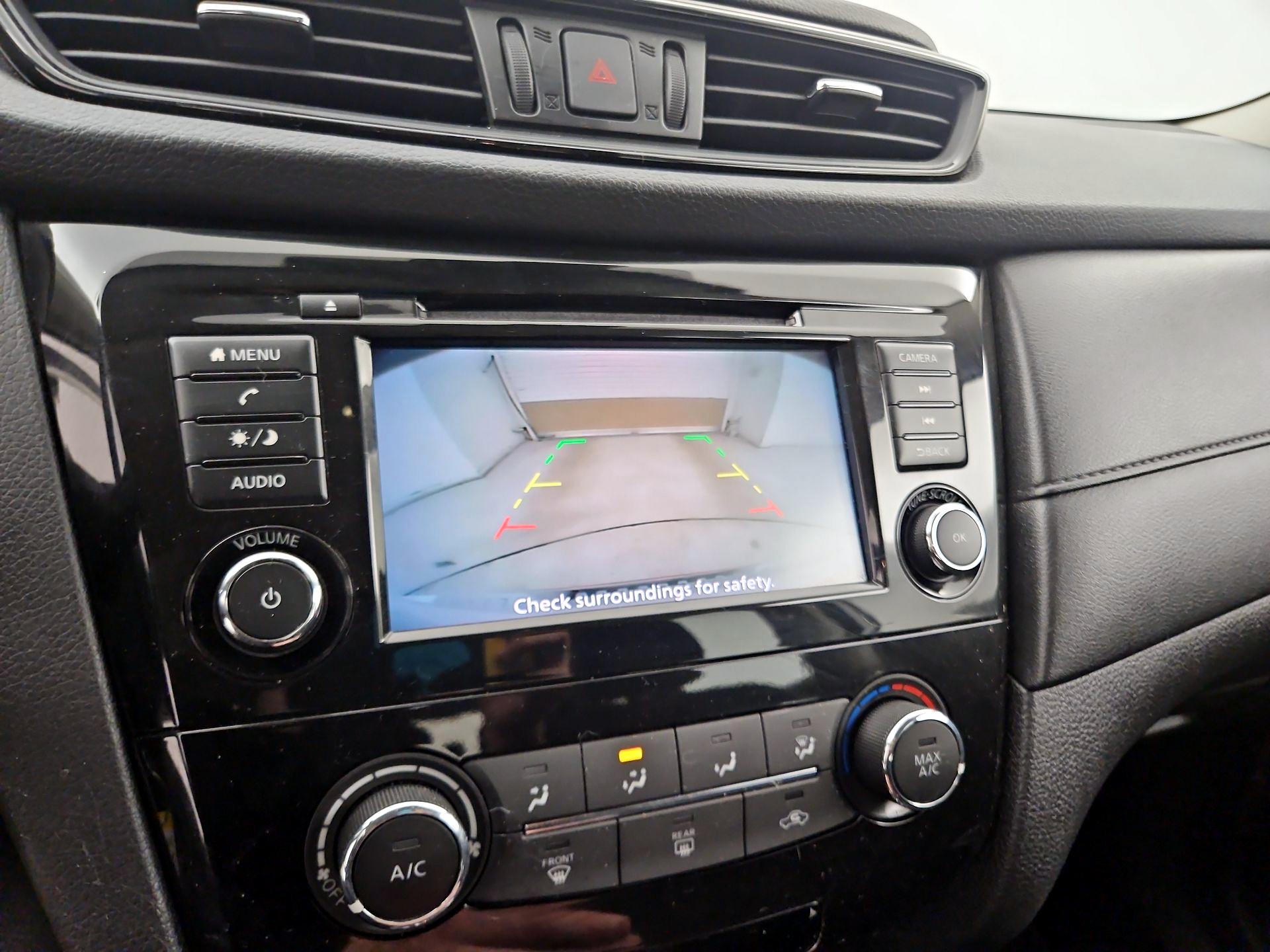 Thumbnail: 2019 Nissan Rogue - 14