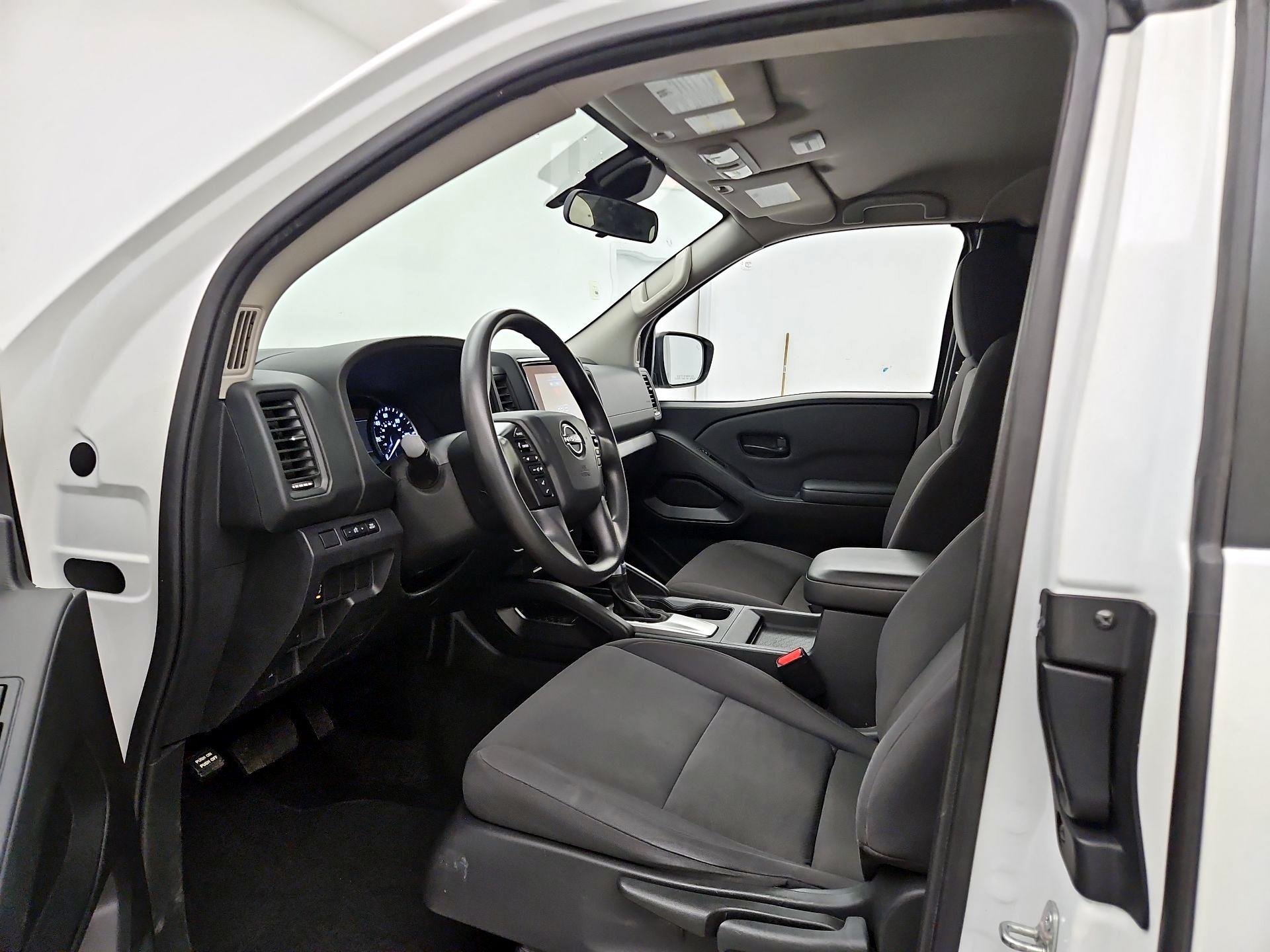 Thumbnail: 2022 Nissan Frontier - 11