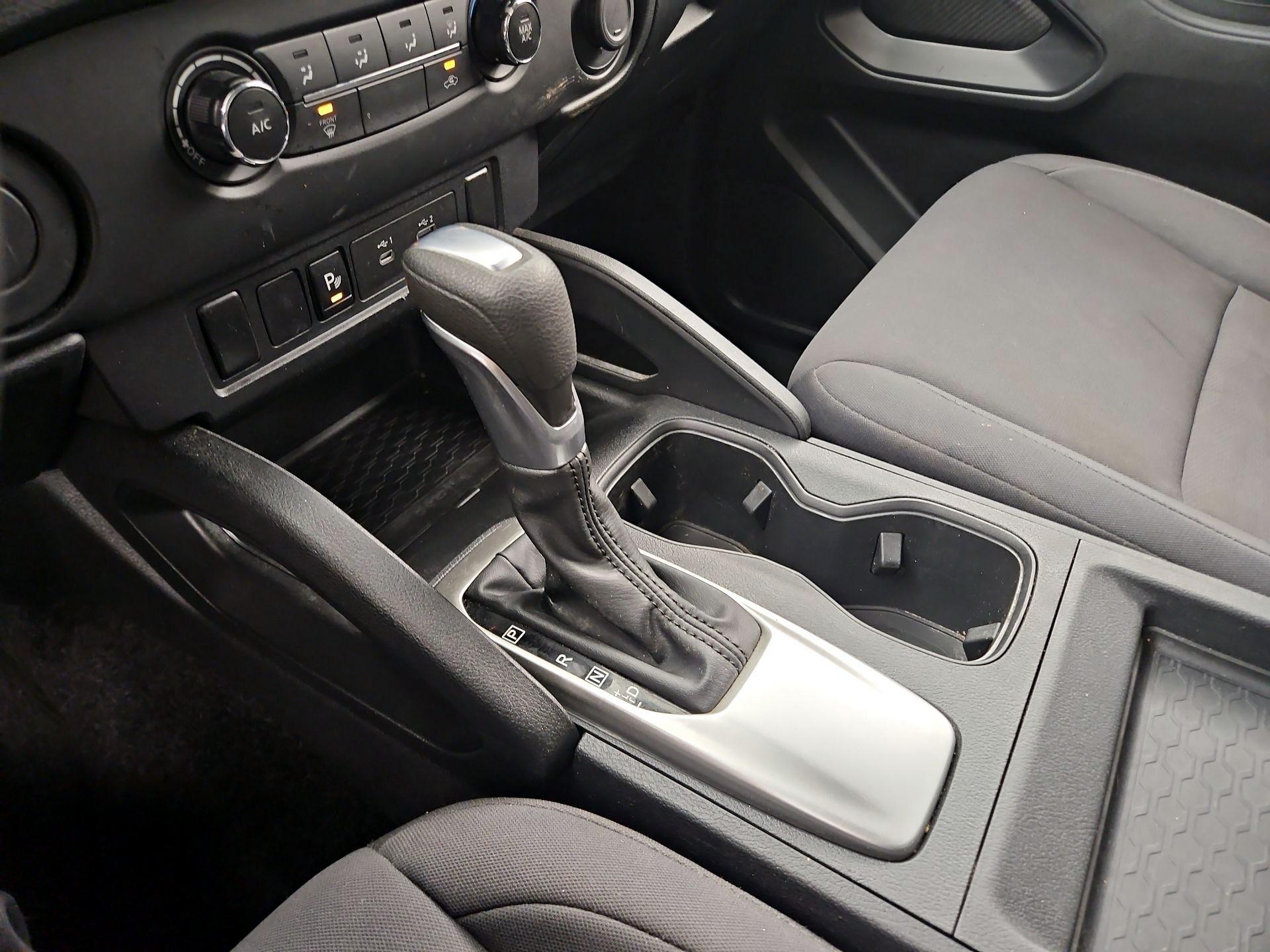 Thumbnail: 2022 Nissan Frontier - 17