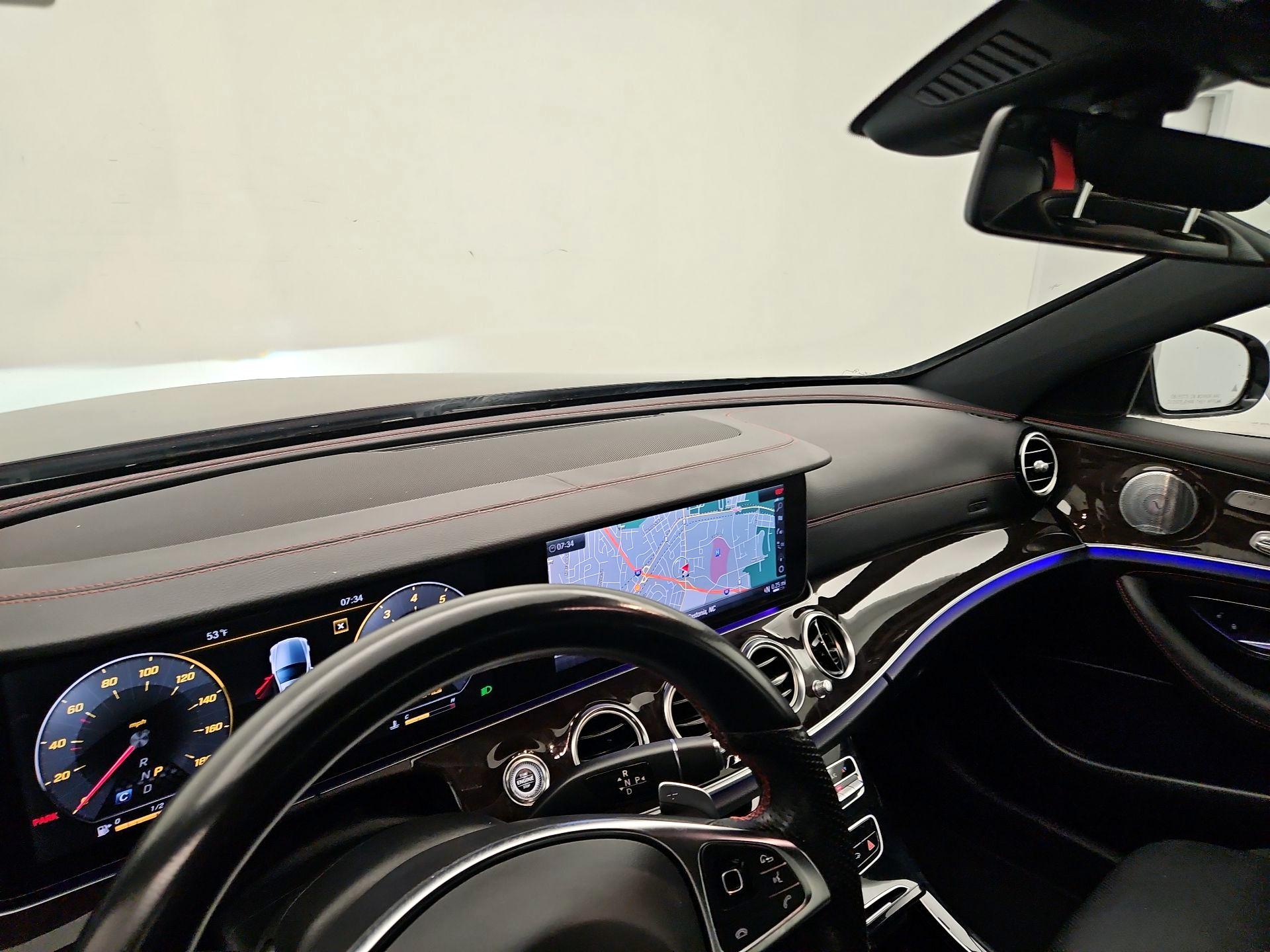 Thumbnail: 2018 Mercedes-Benz E-Class - 9