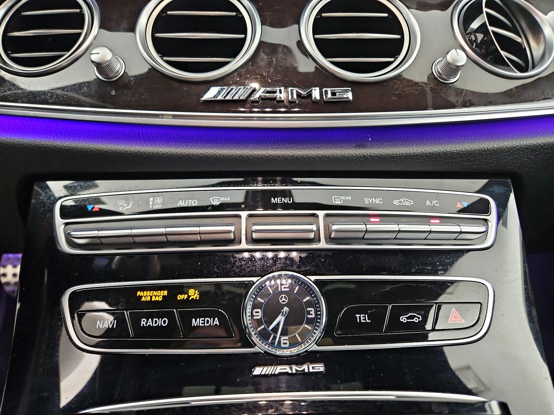 Thumbnail: 2018 Mercedes-Benz E-Class - 17